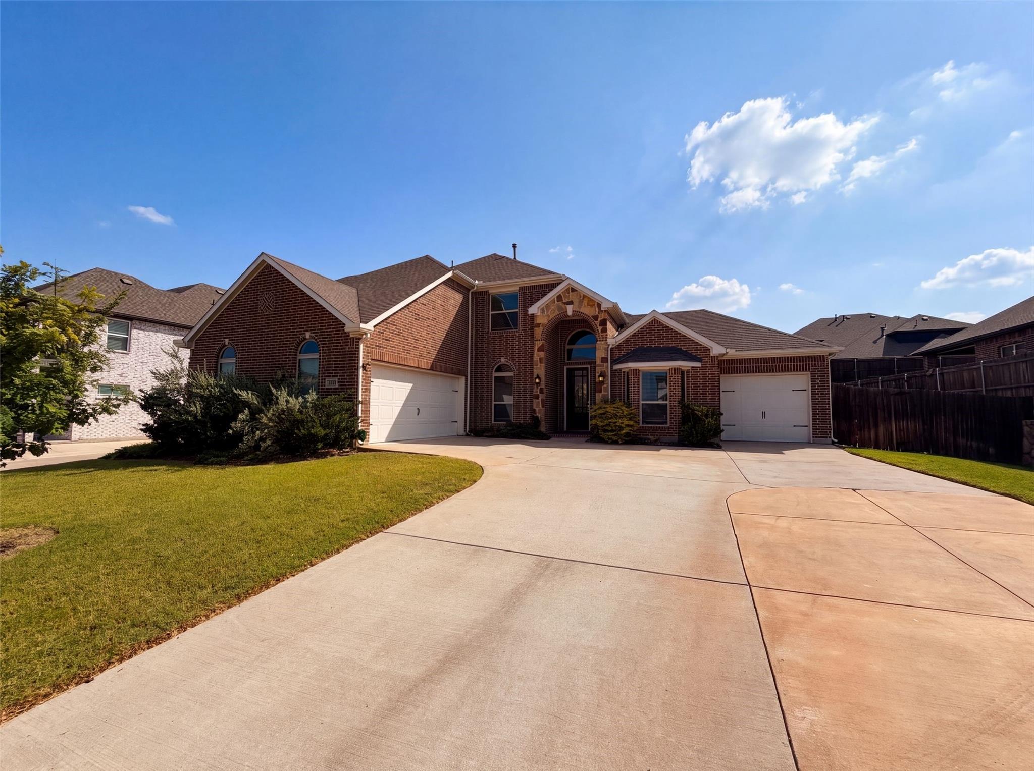 main property photo 6