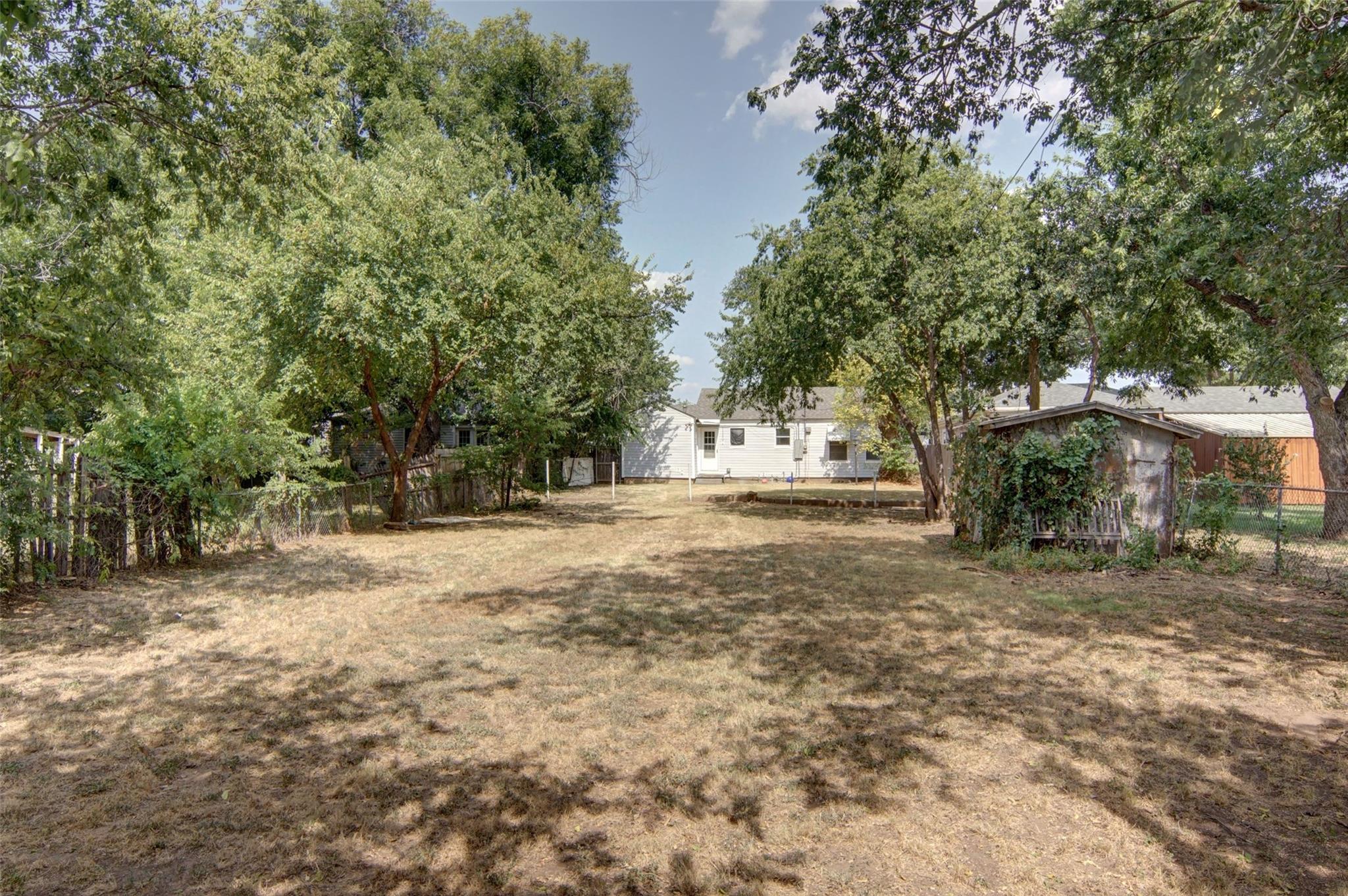 main property photo 22