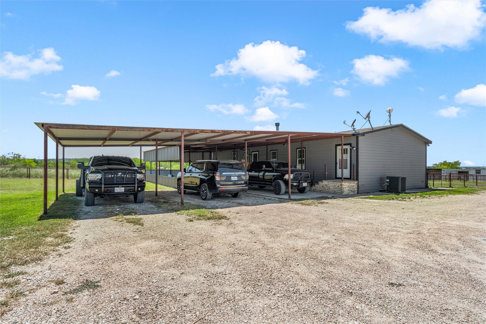 main property photo 32