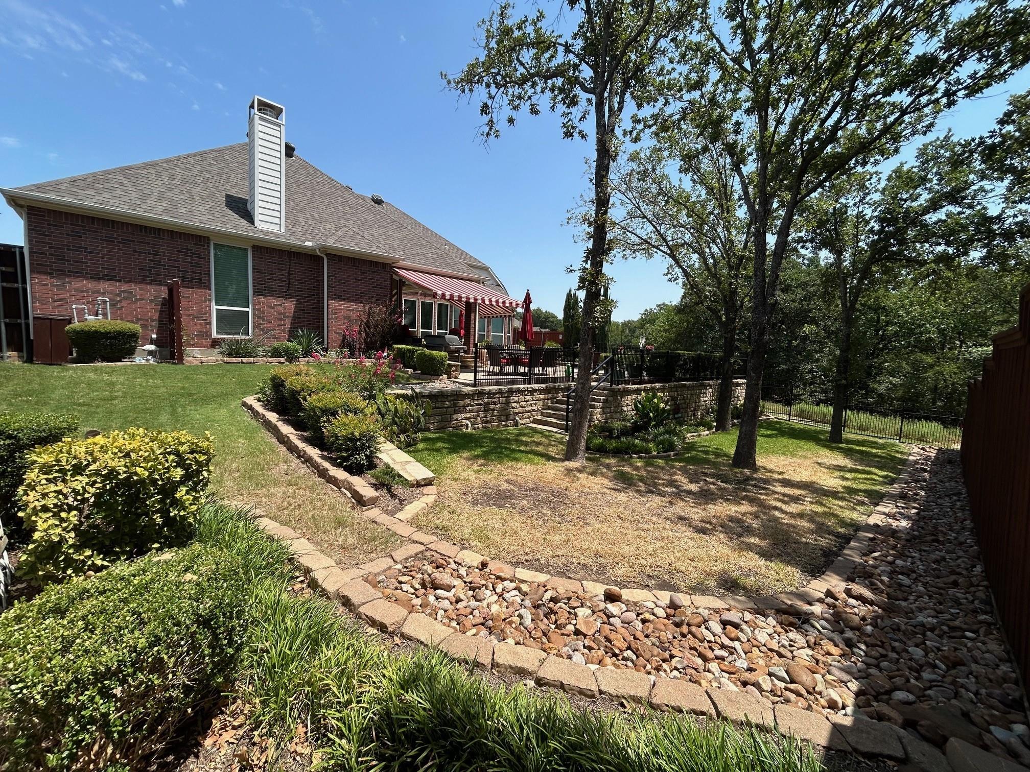 main property photo 31