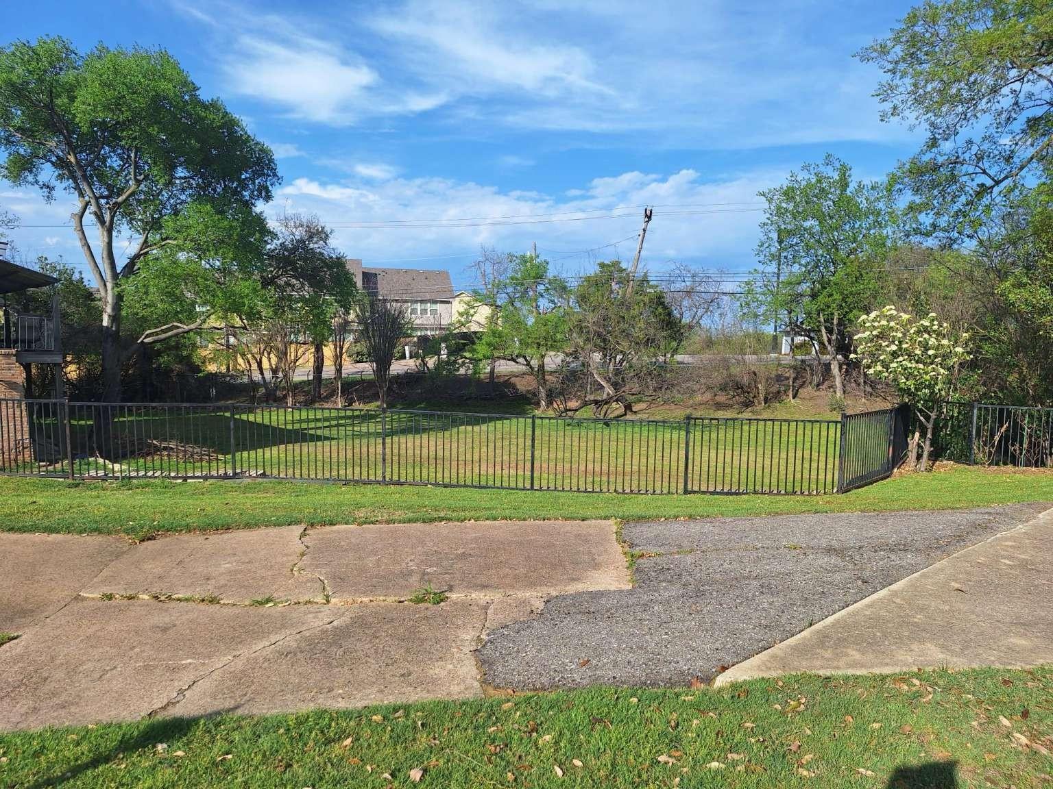main property photo 16
