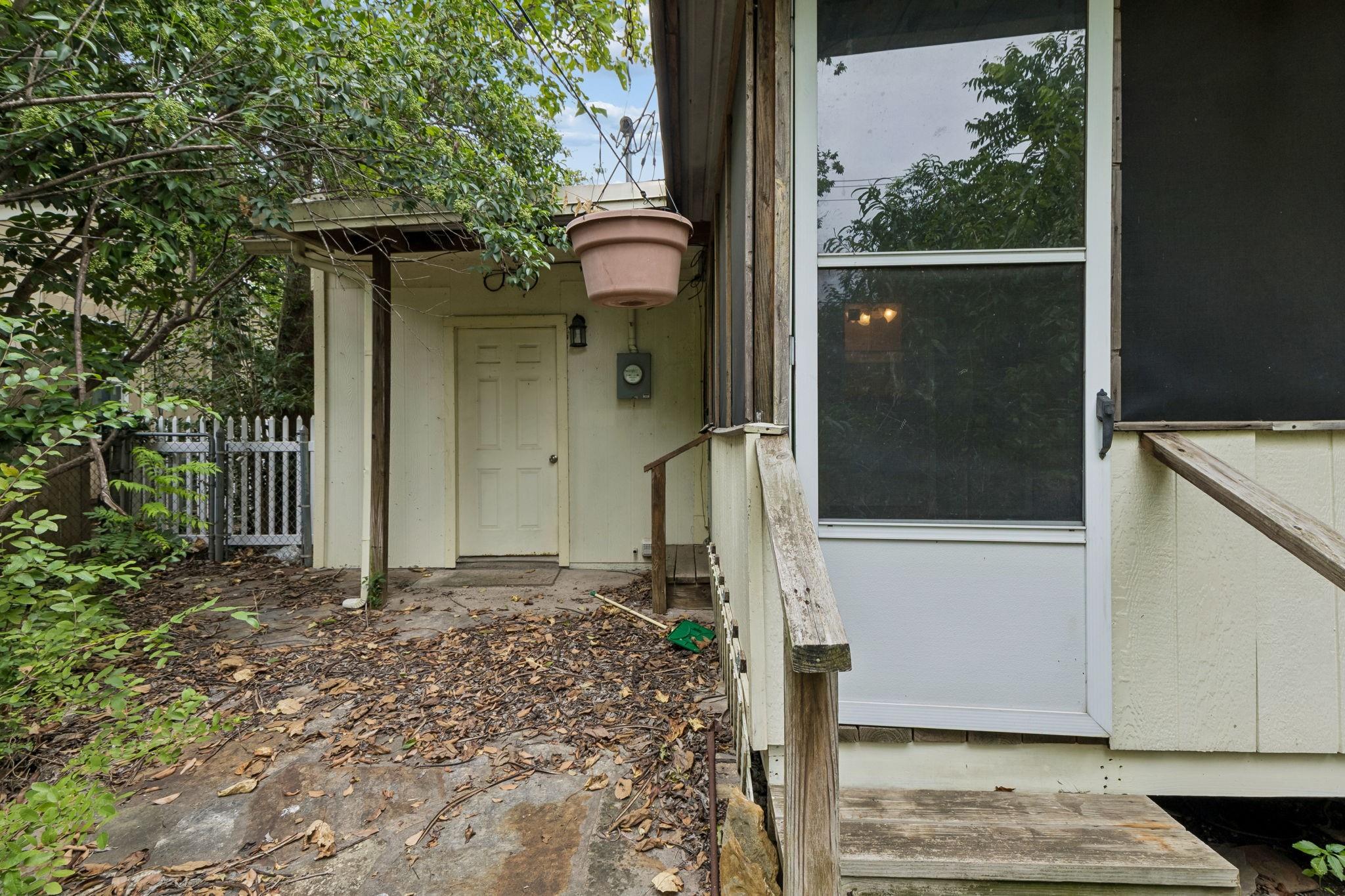 main property photo 22