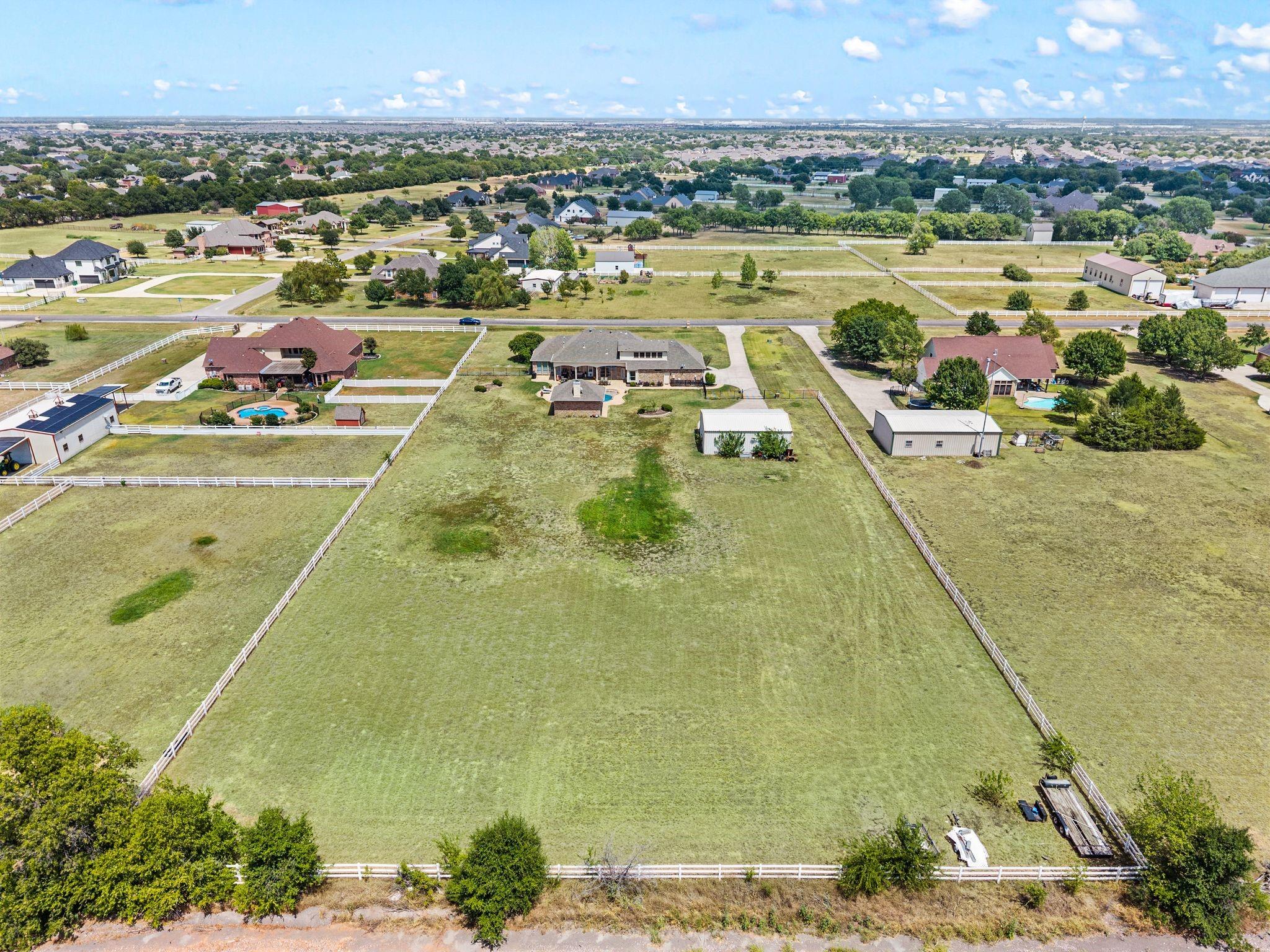 main property photo 37
