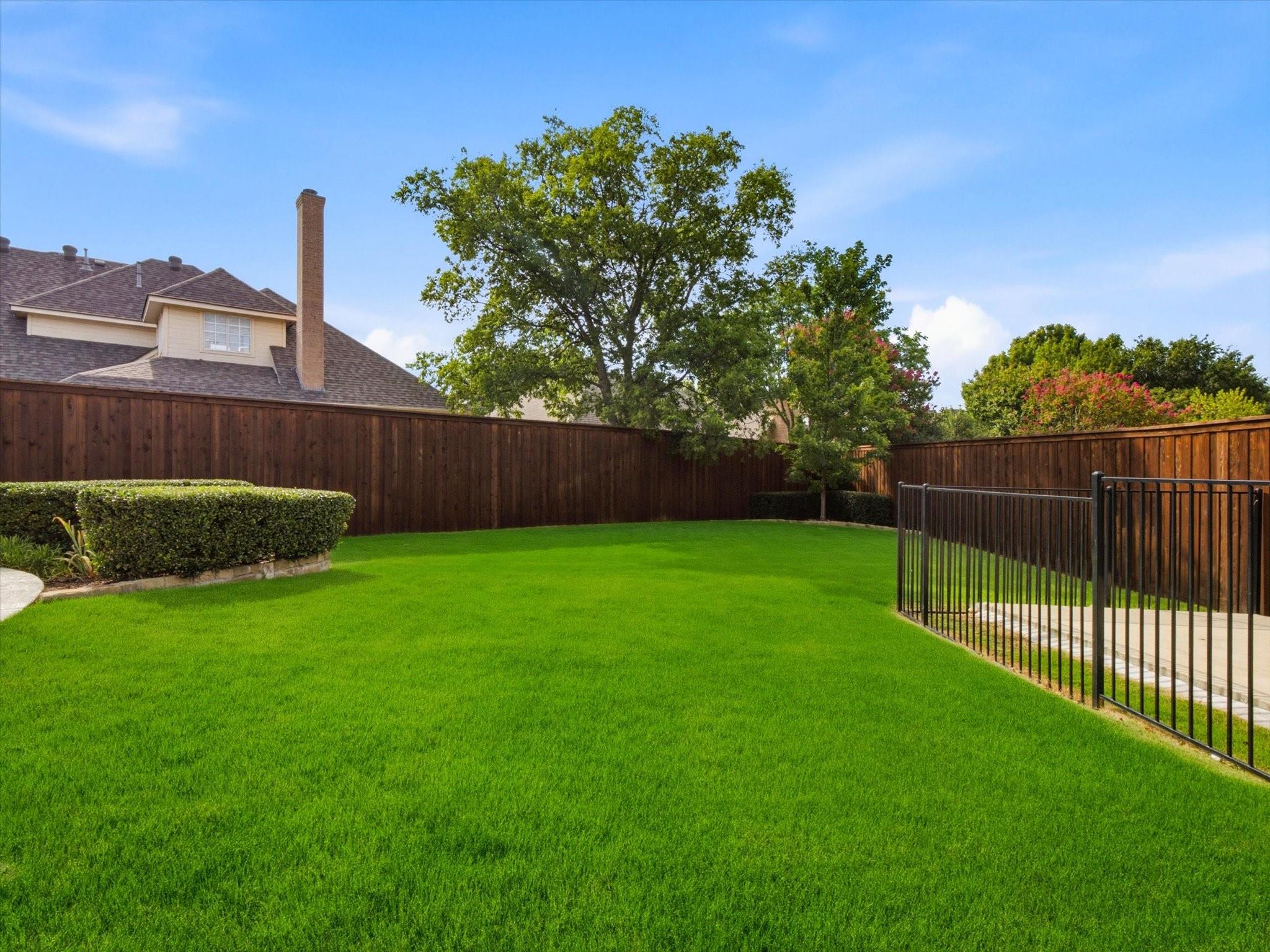 main property photo 33