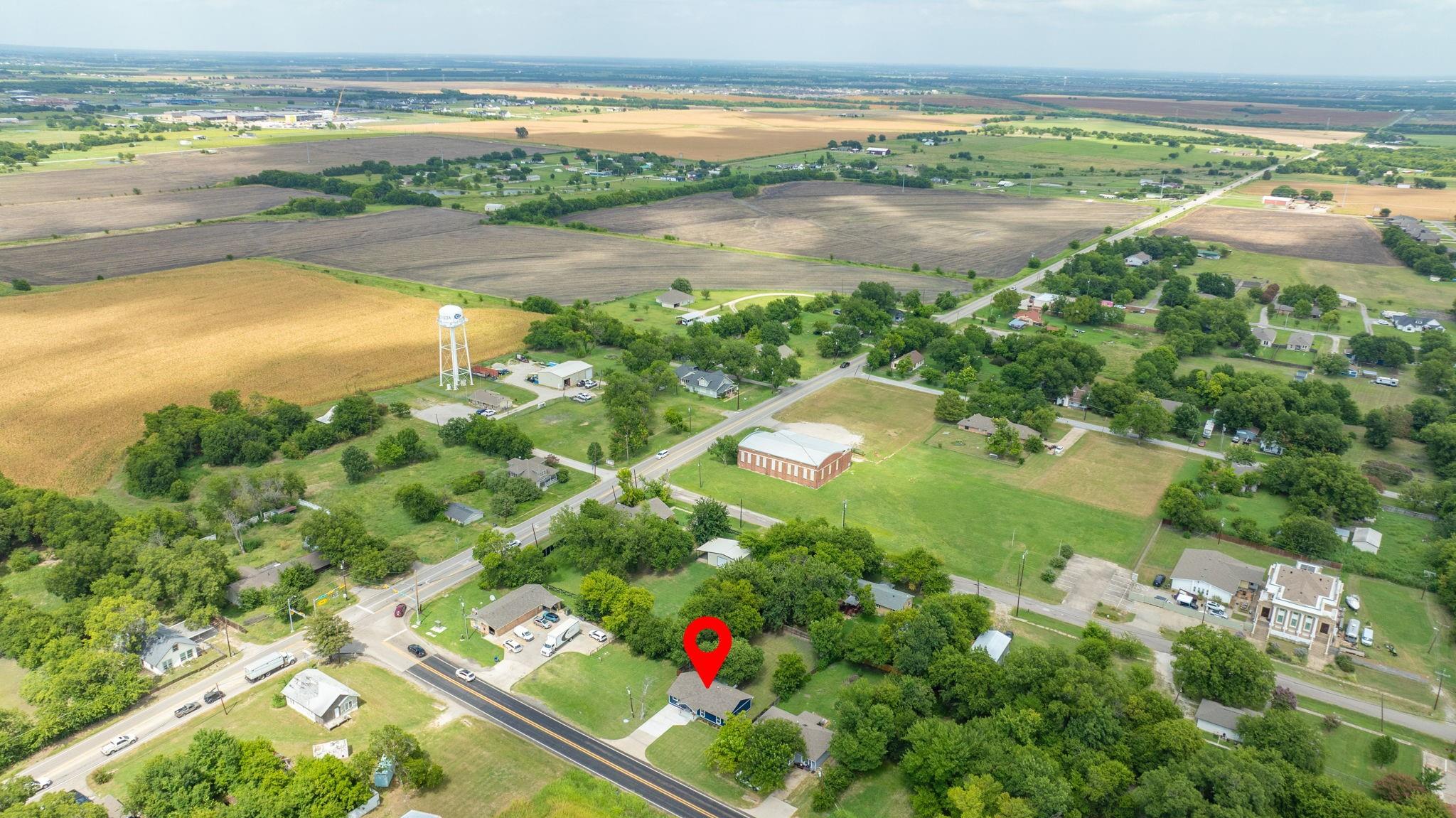 main property photo 29