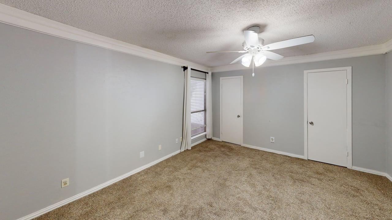 property viewer photo 9