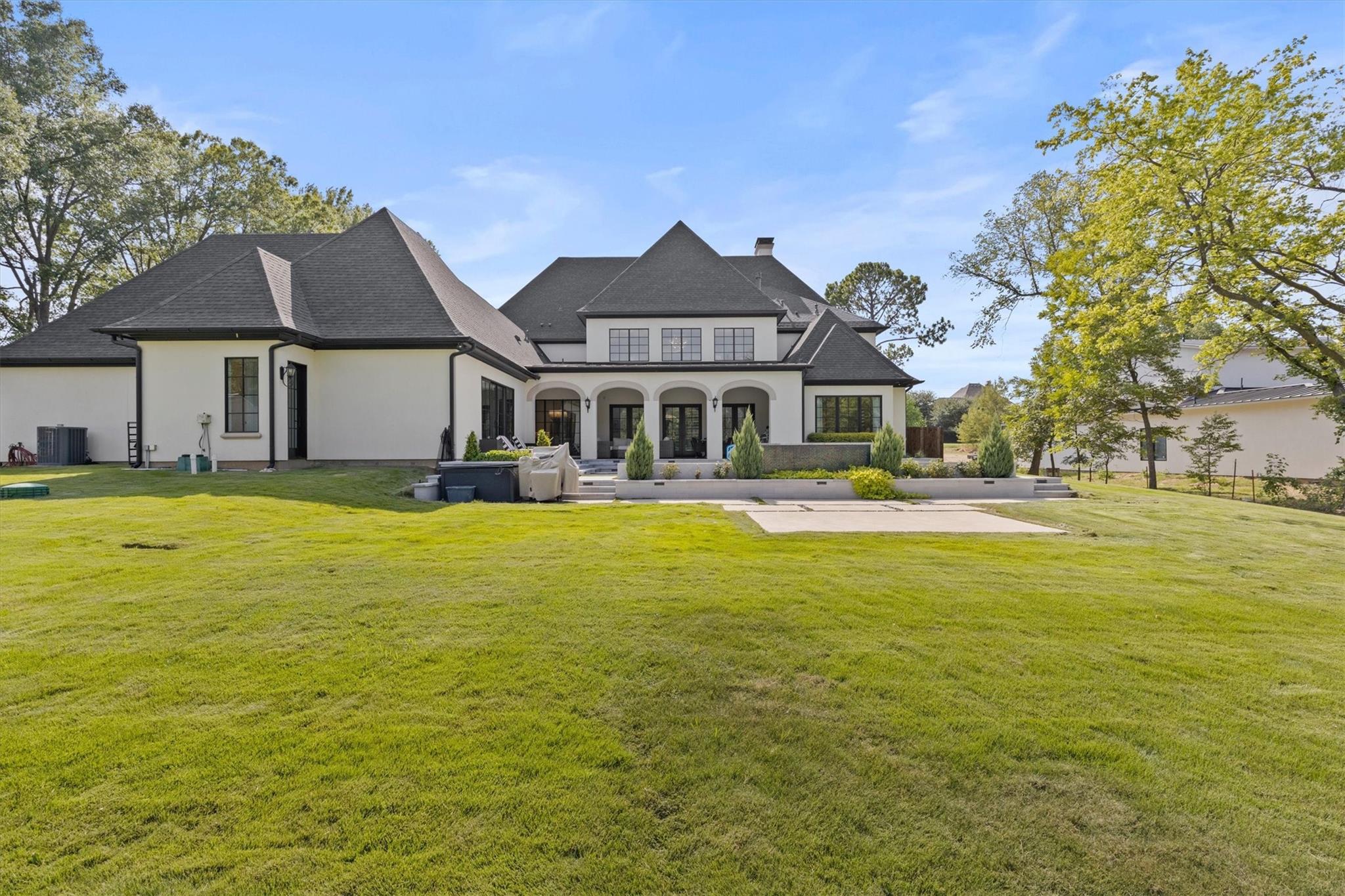 main property photo 36