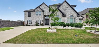 image of property with 6 Bed | 4 Bath | 4,428 Sqft