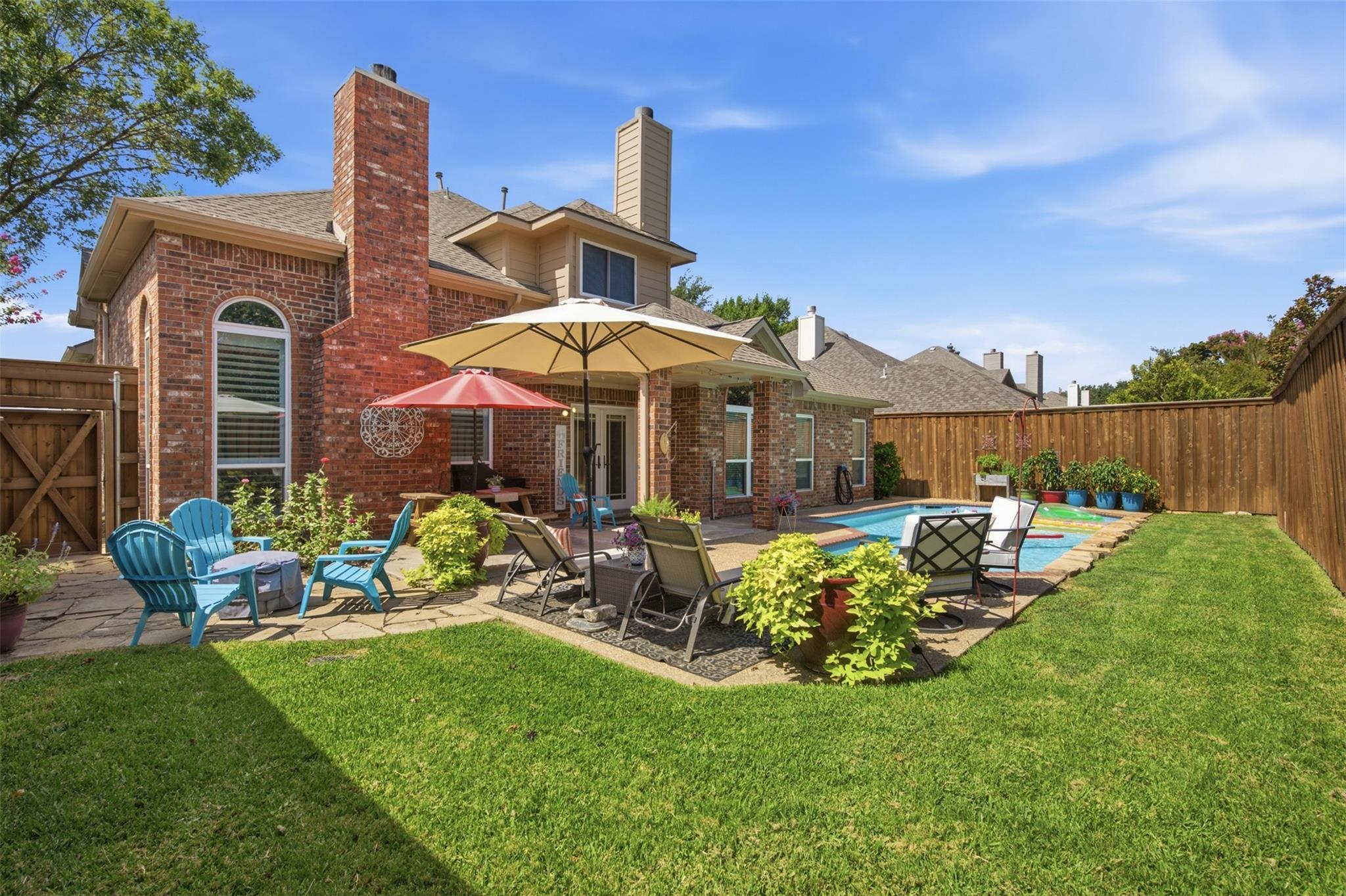 main property photo 38