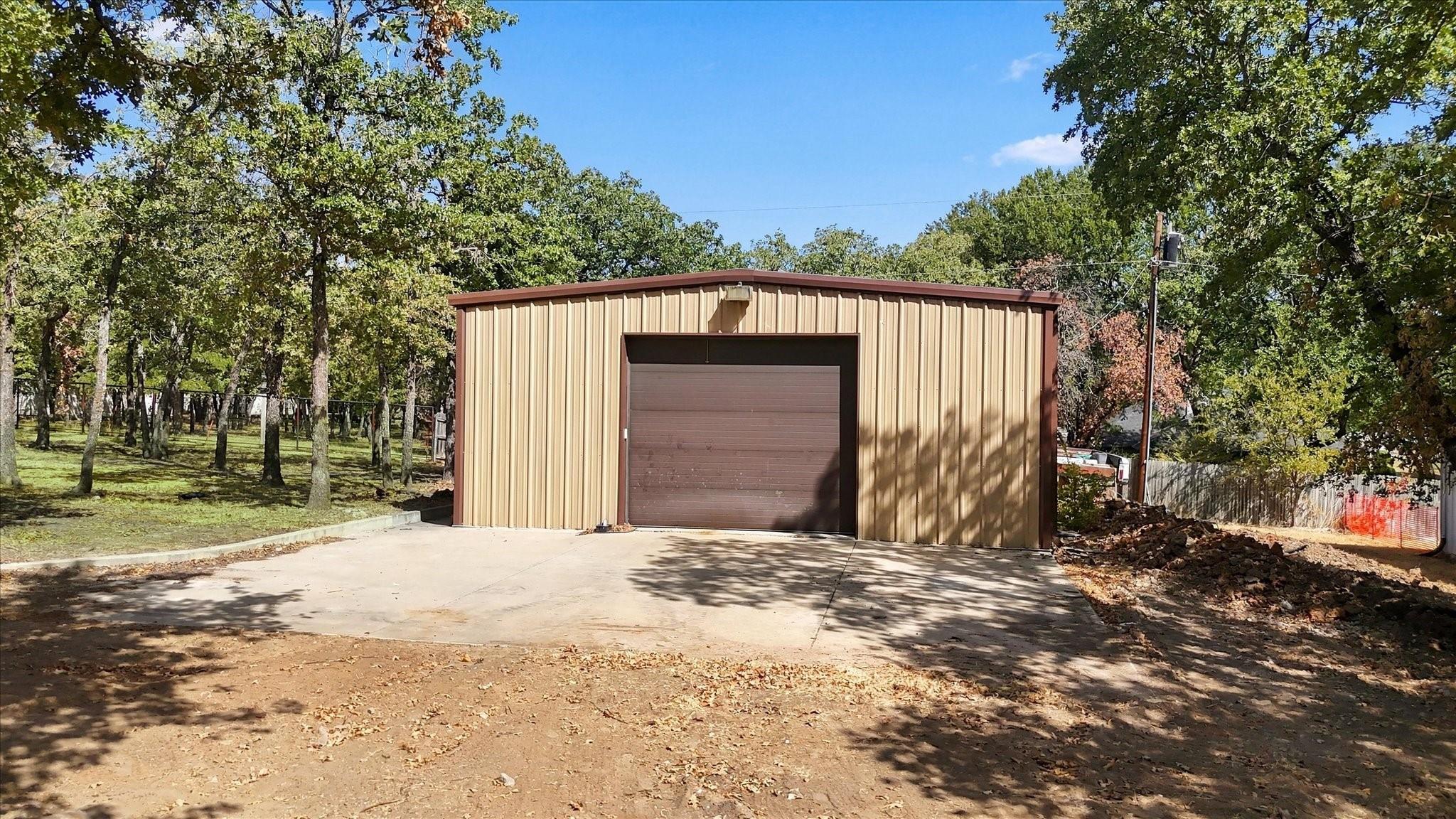 main property photo 36