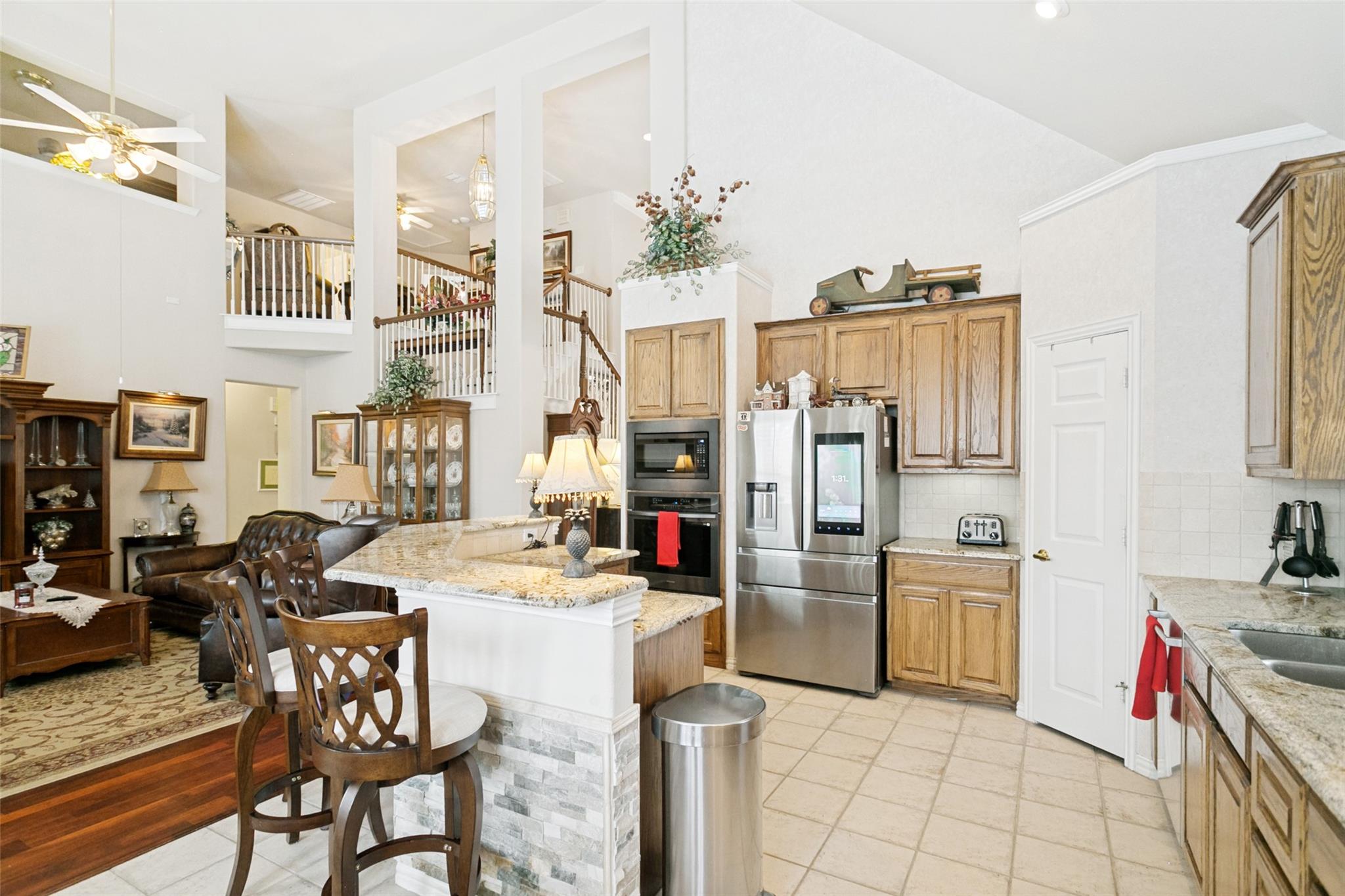 main property photo 14