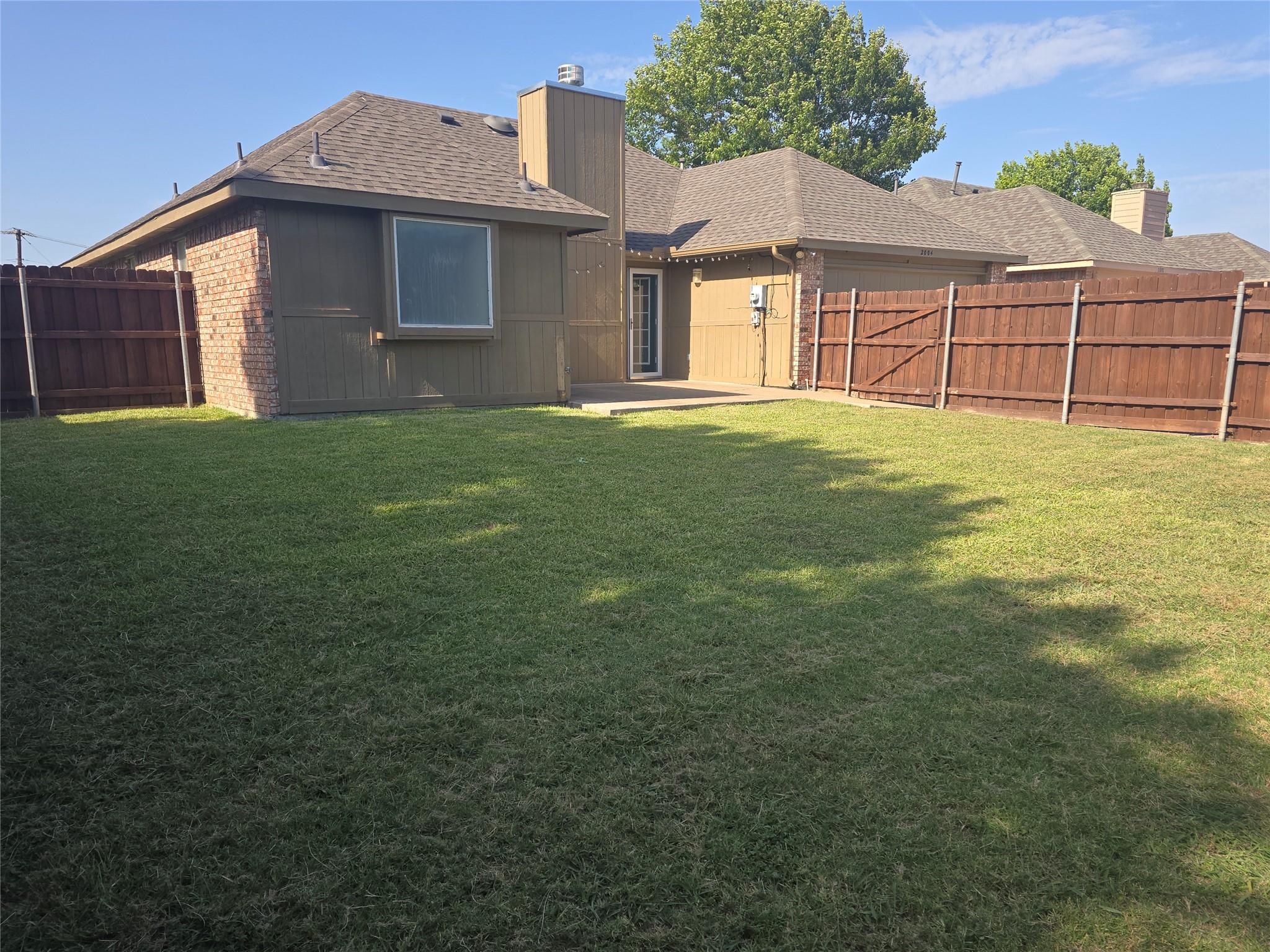 main property photo 12
