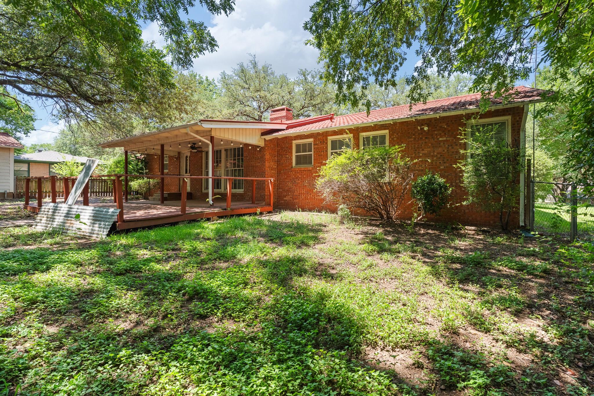 main property photo 26
