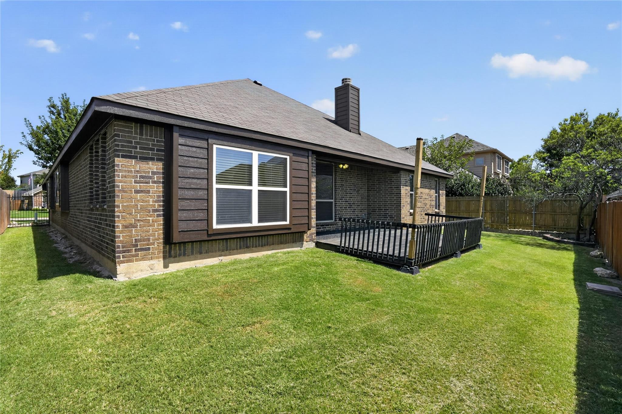 main property photo 4