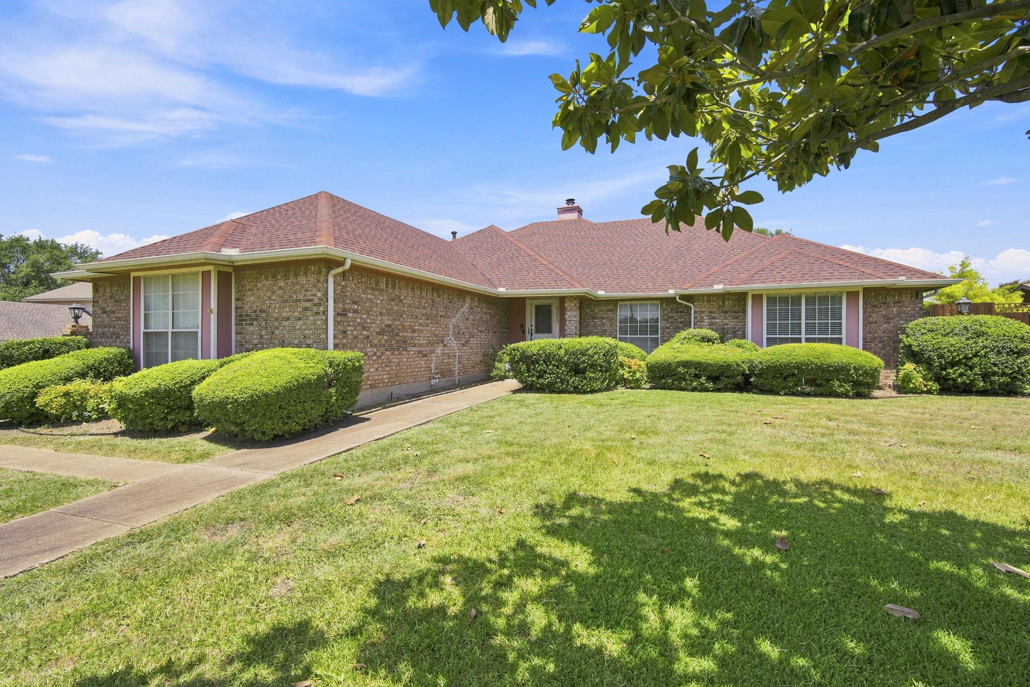main property photo 26