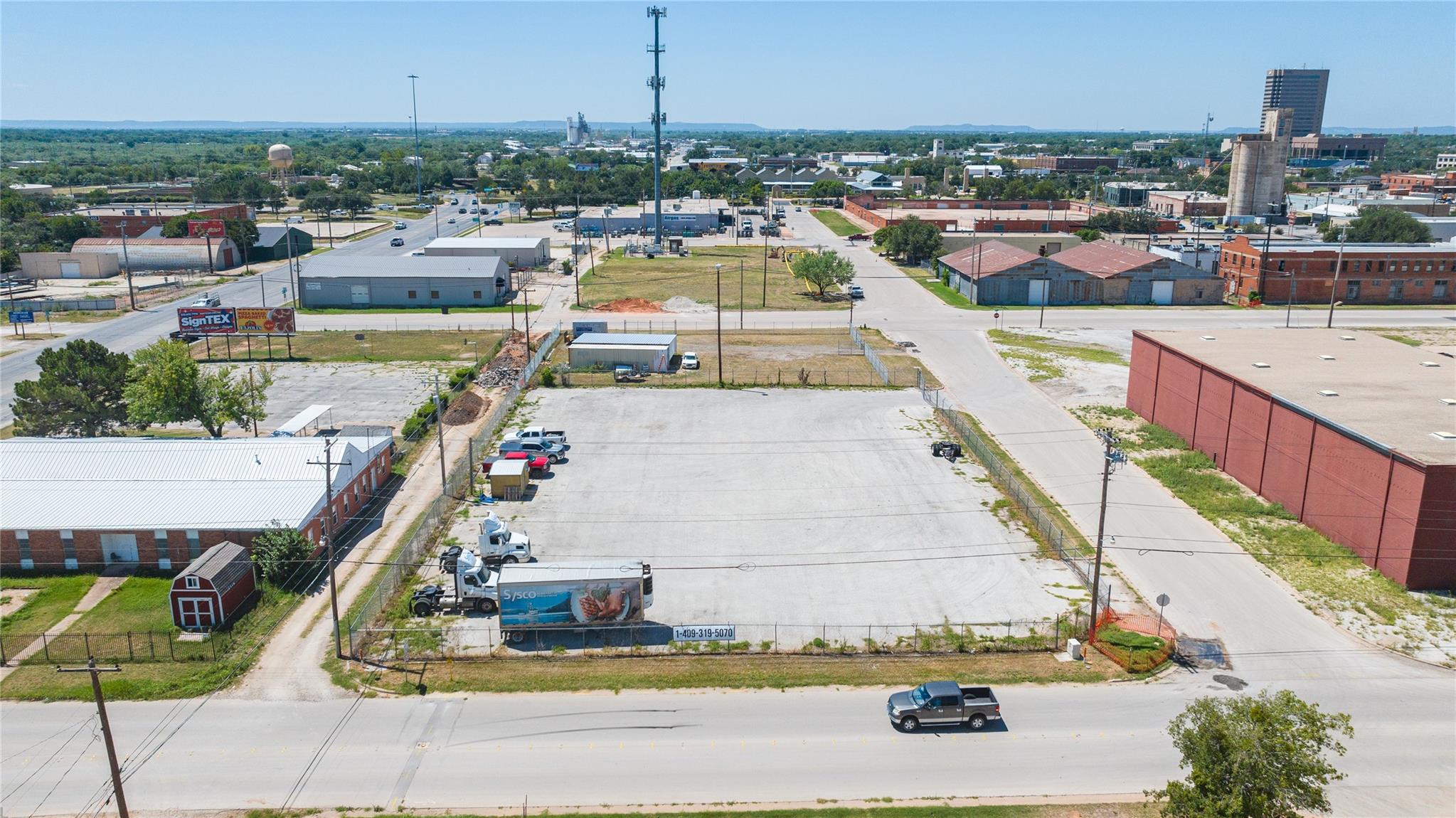 main property photo 3