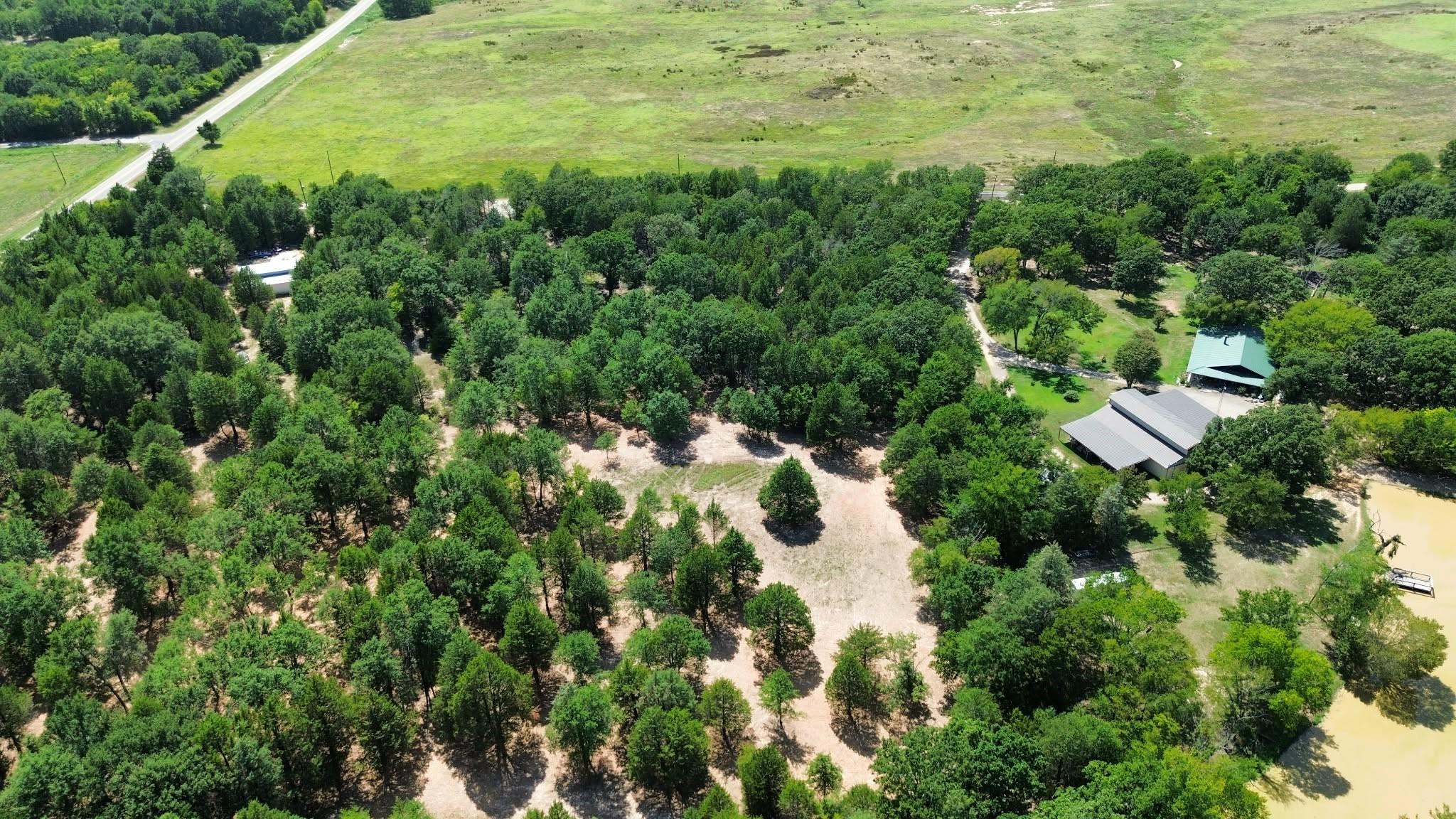 main property photo 6