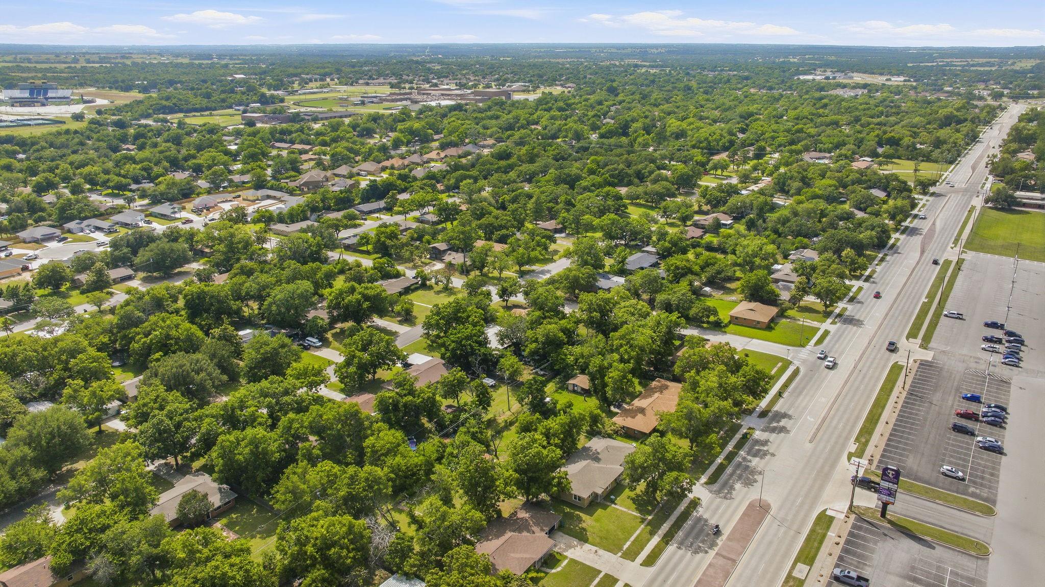 main property photo 11