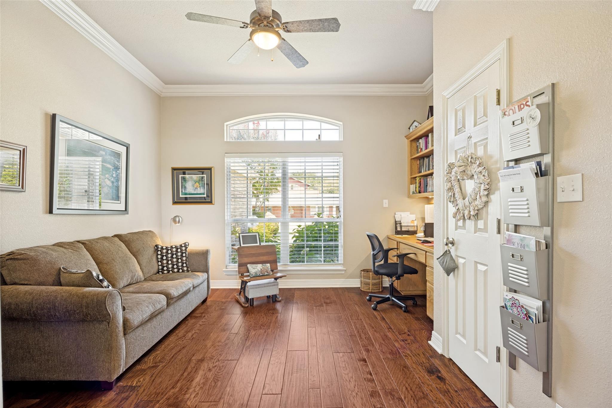 main property photo 13
