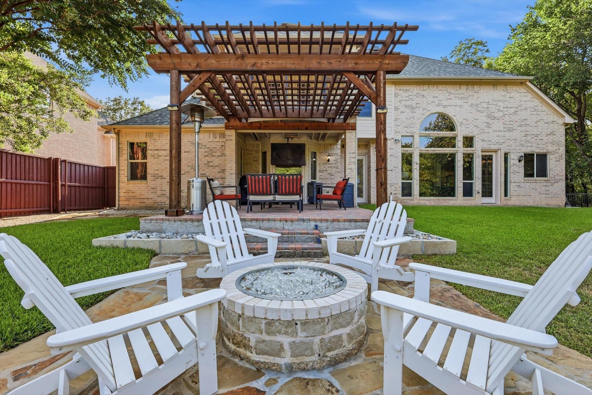 main property photo 30