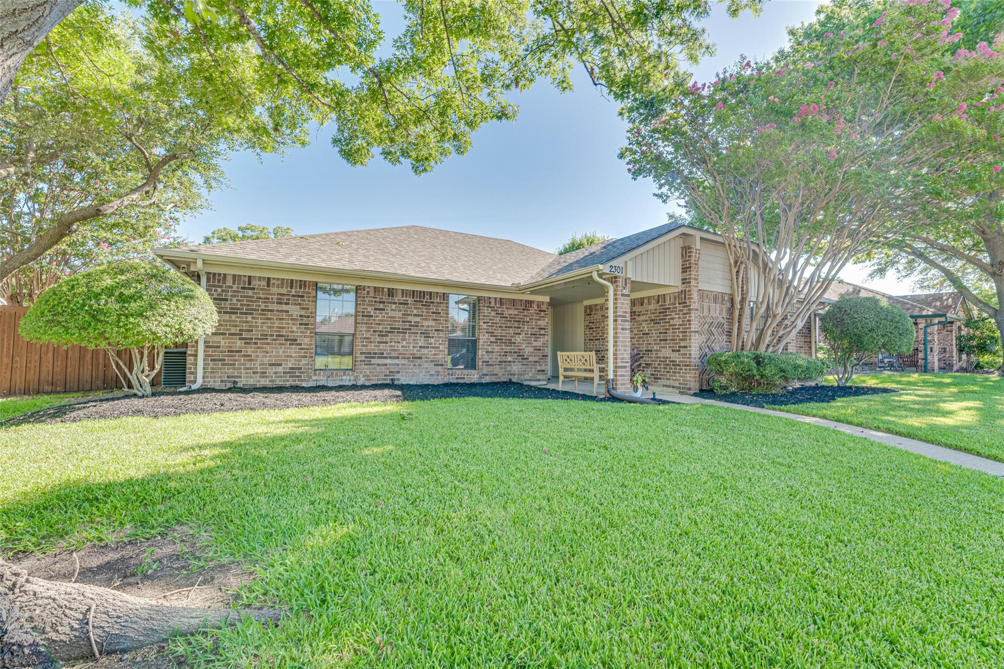 main property photo 26