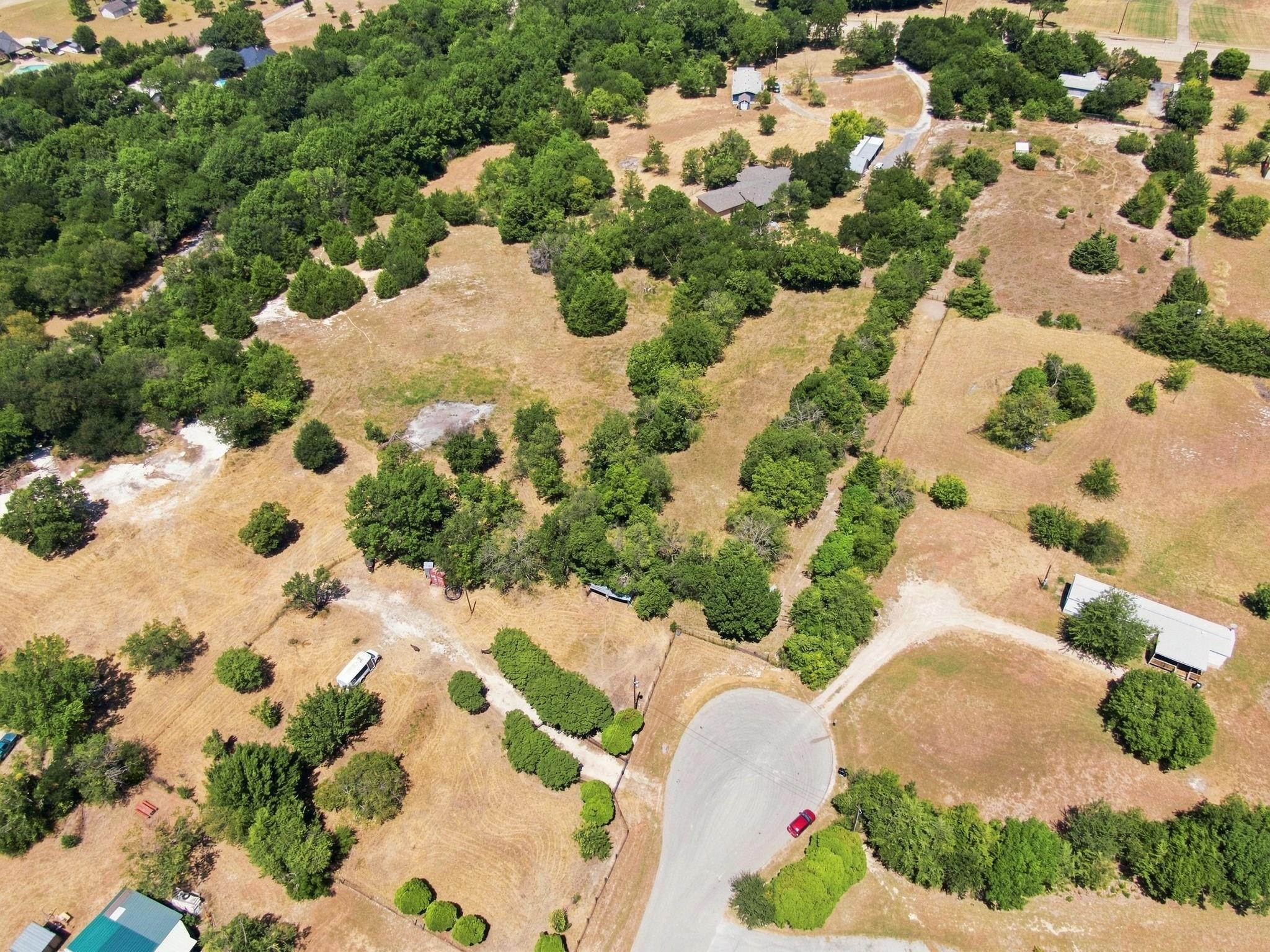 main property photo 8
