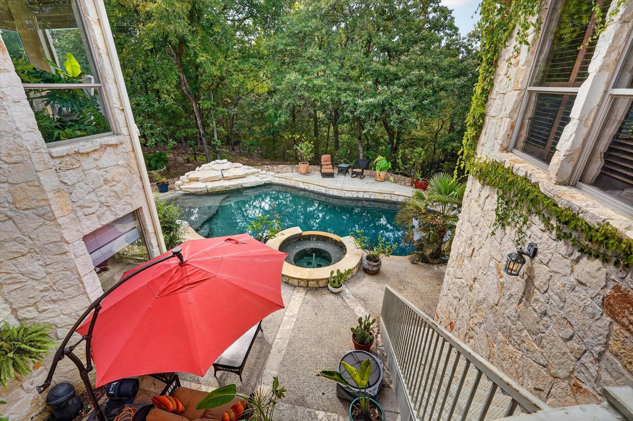 main property photo 33