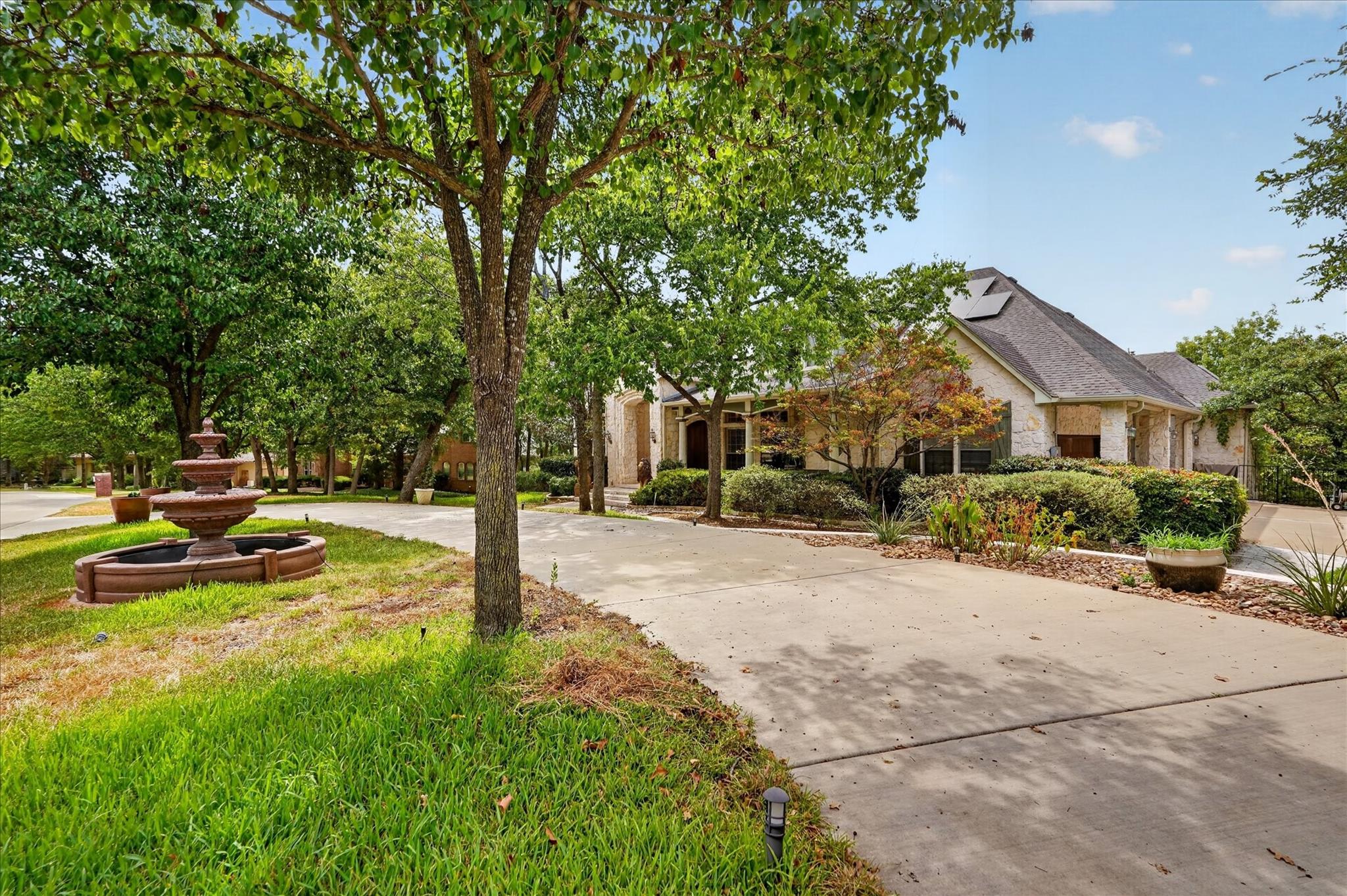 main property photo 36