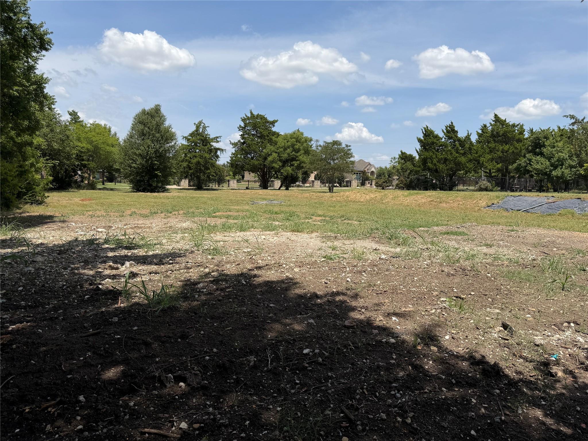 main property photo 12