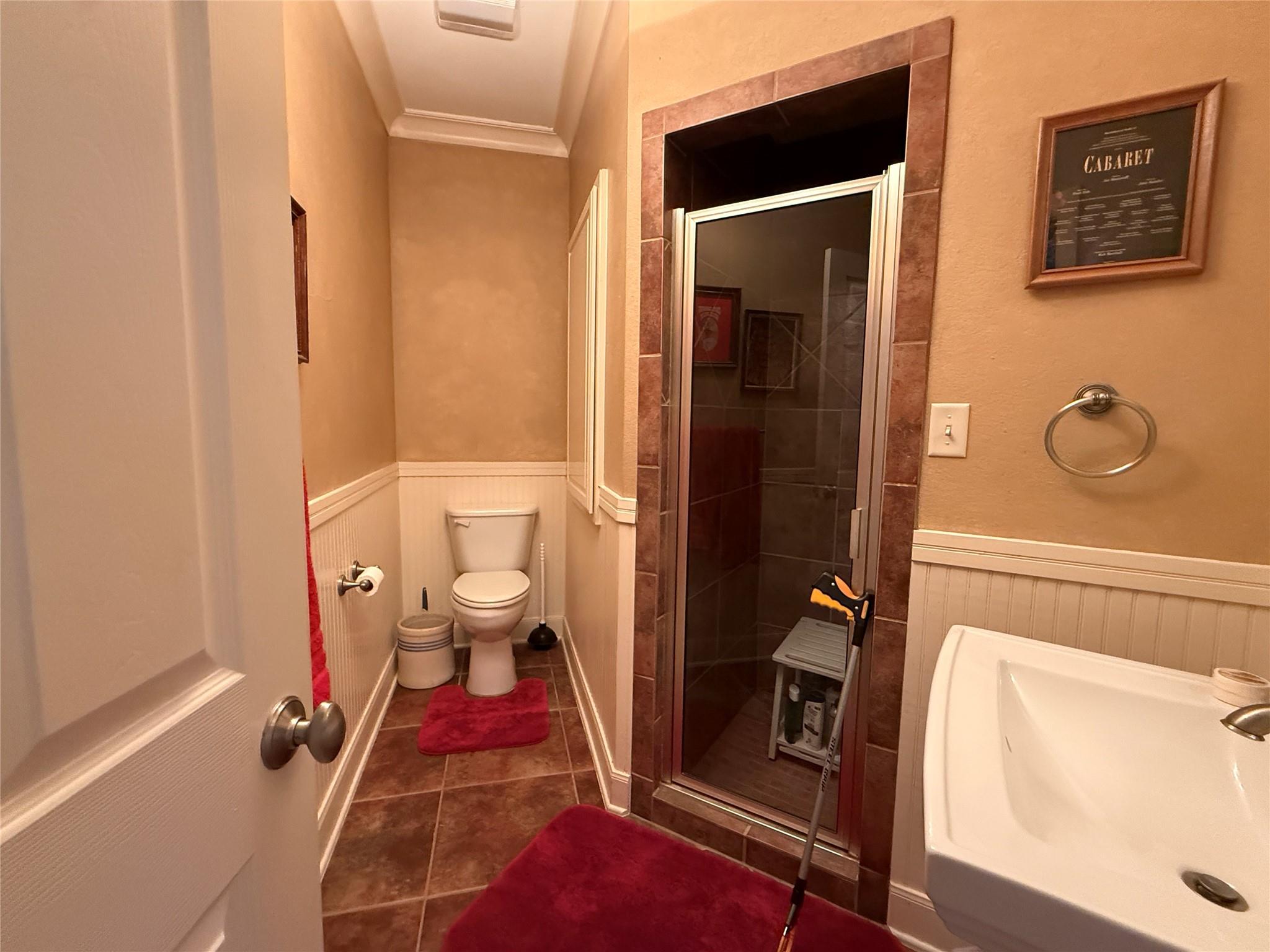 main property photo 18