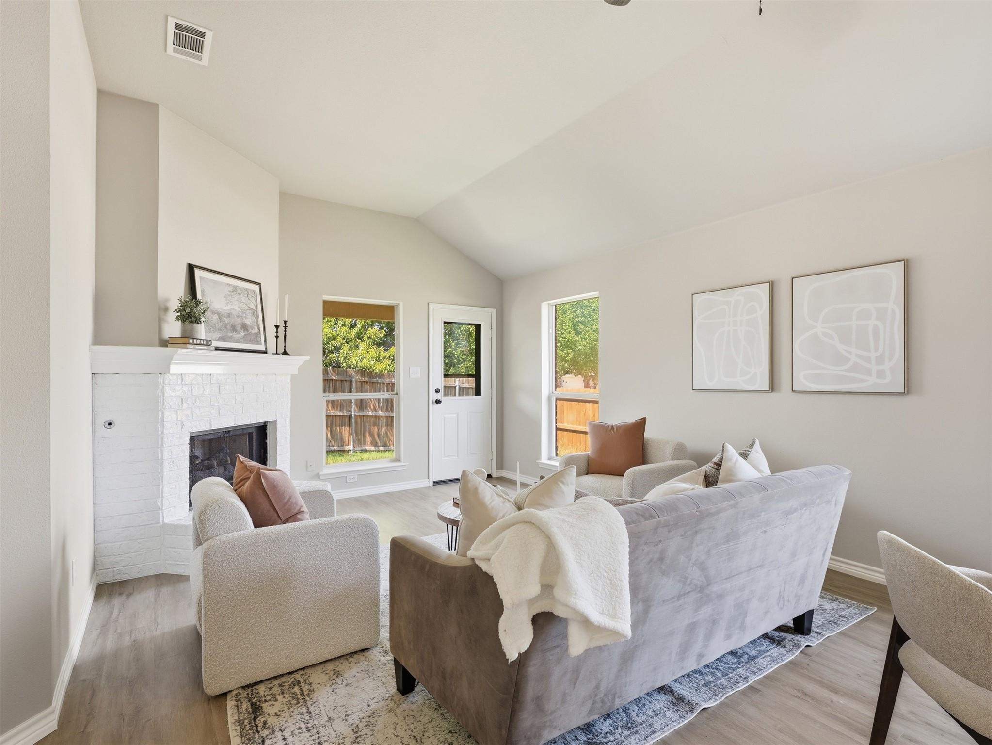 property viewer photo 10