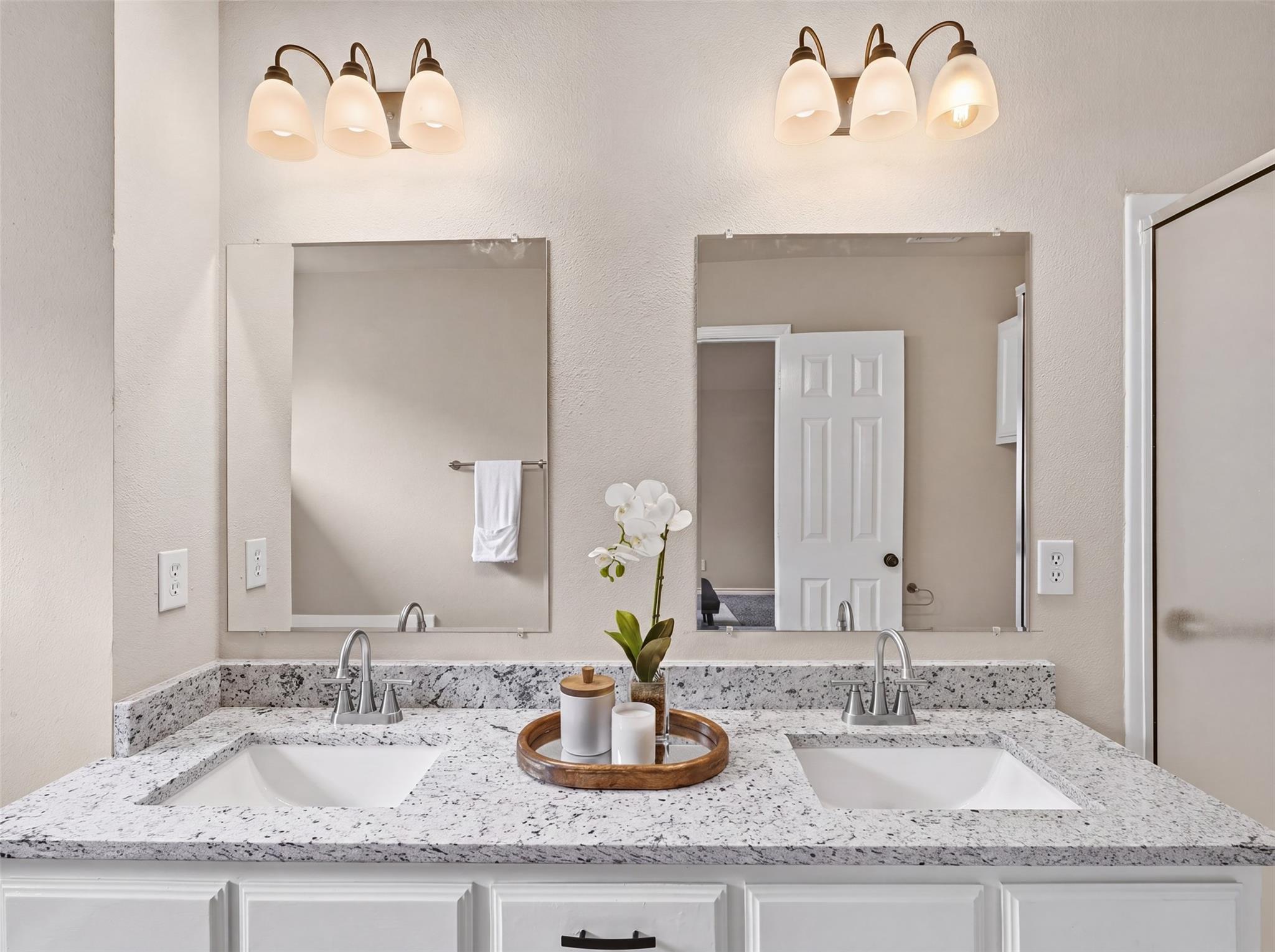 property viewer photo 16
