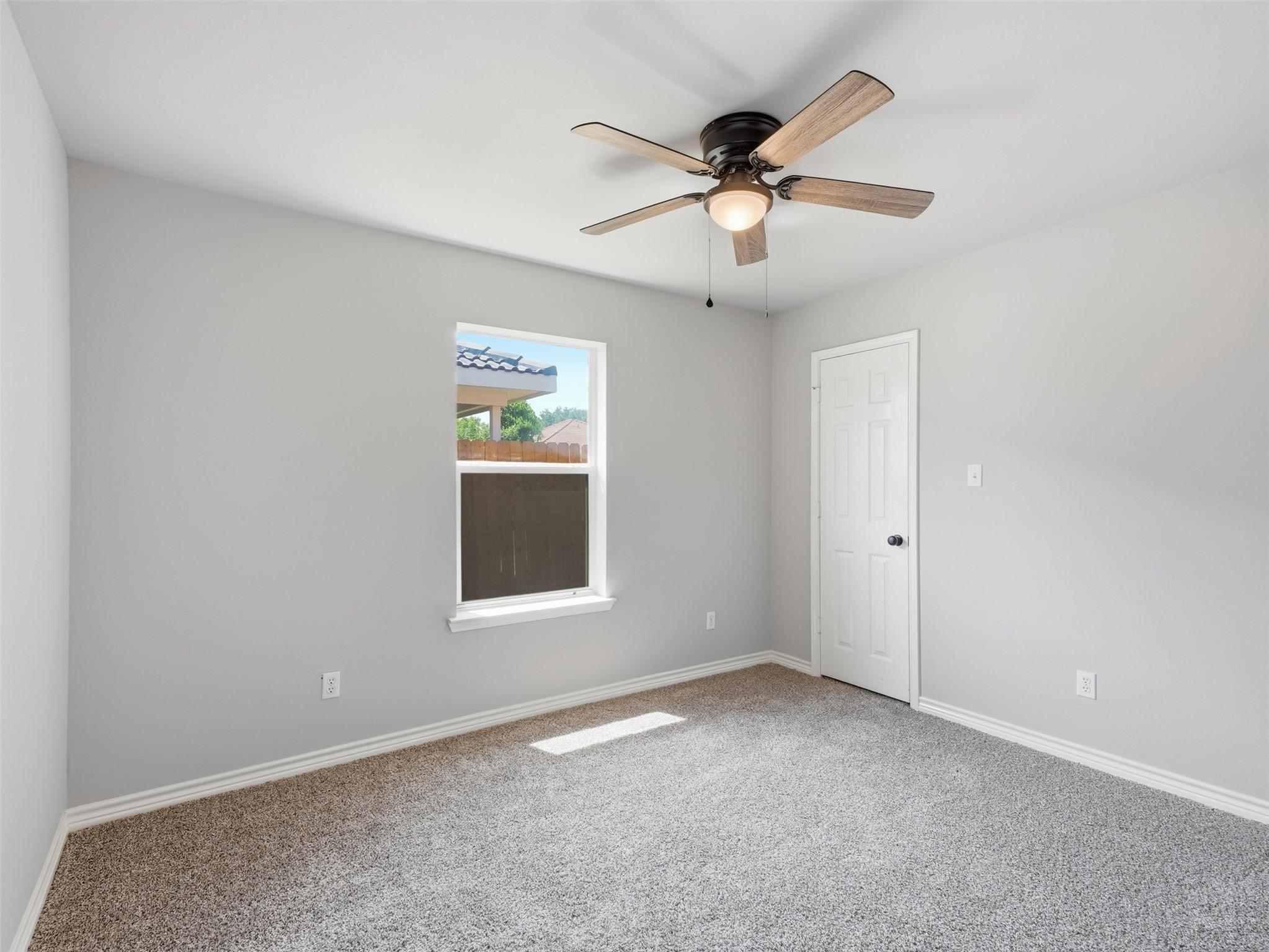 property viewer photo 20