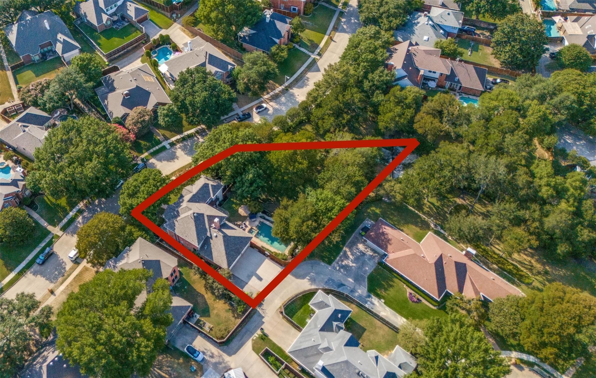 main property photo 23