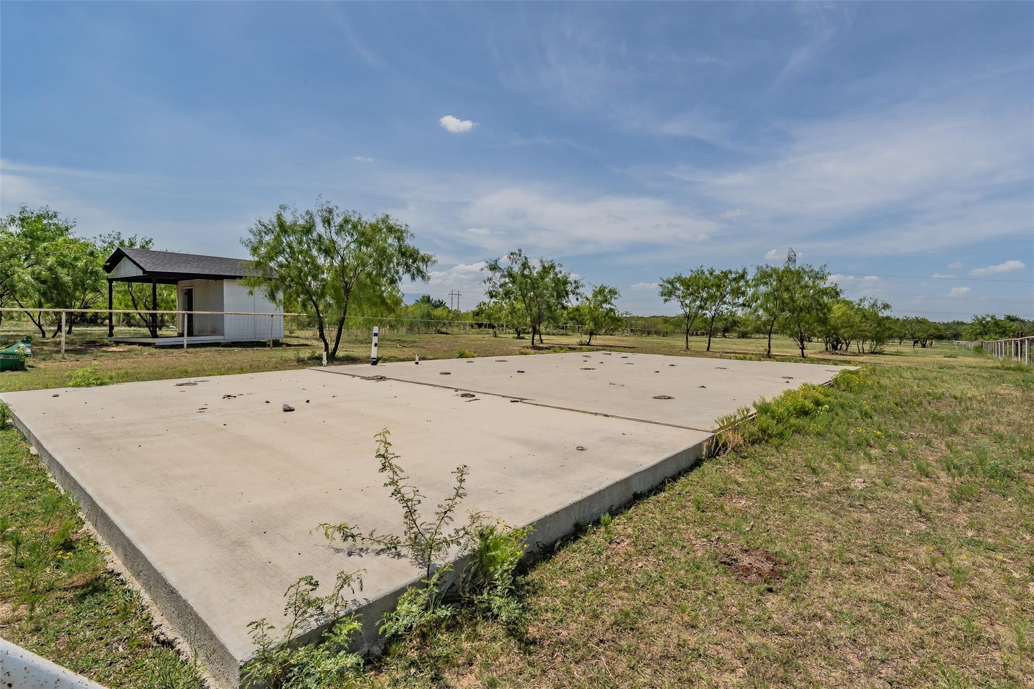 main property photo 37