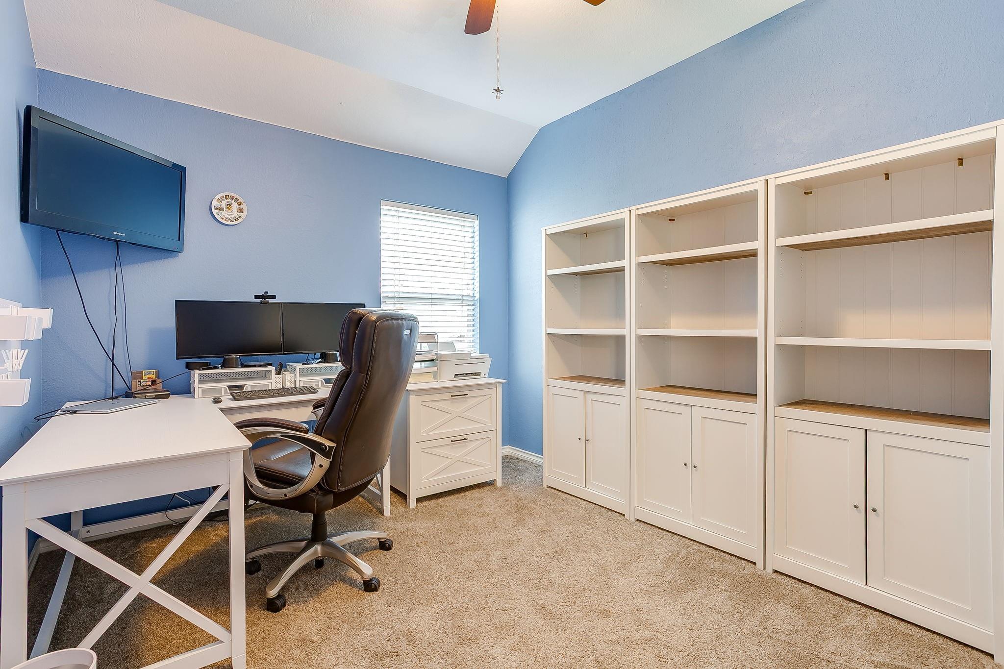 main property photo 29