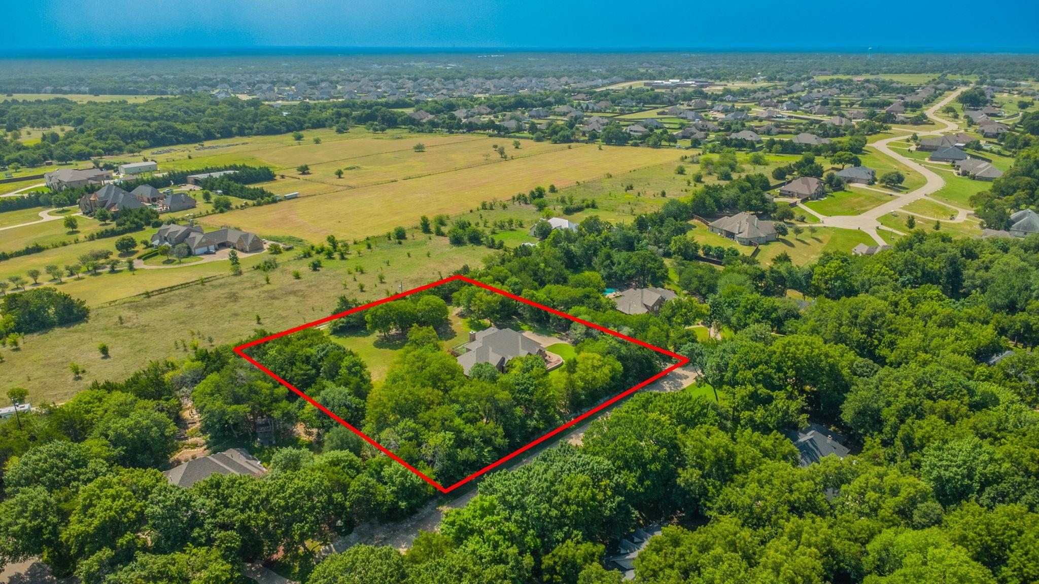 main property photo 36