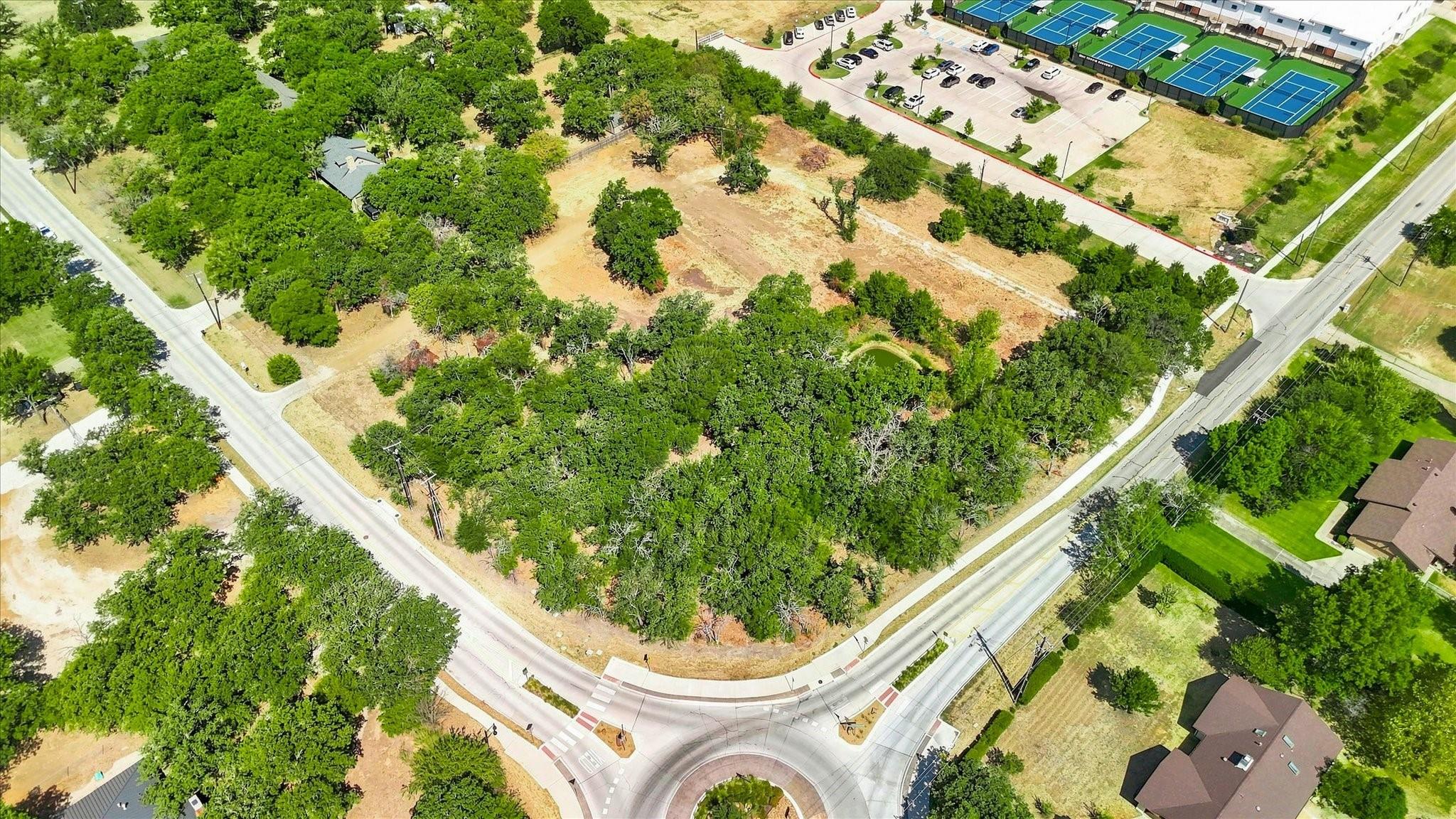 main property photo 6