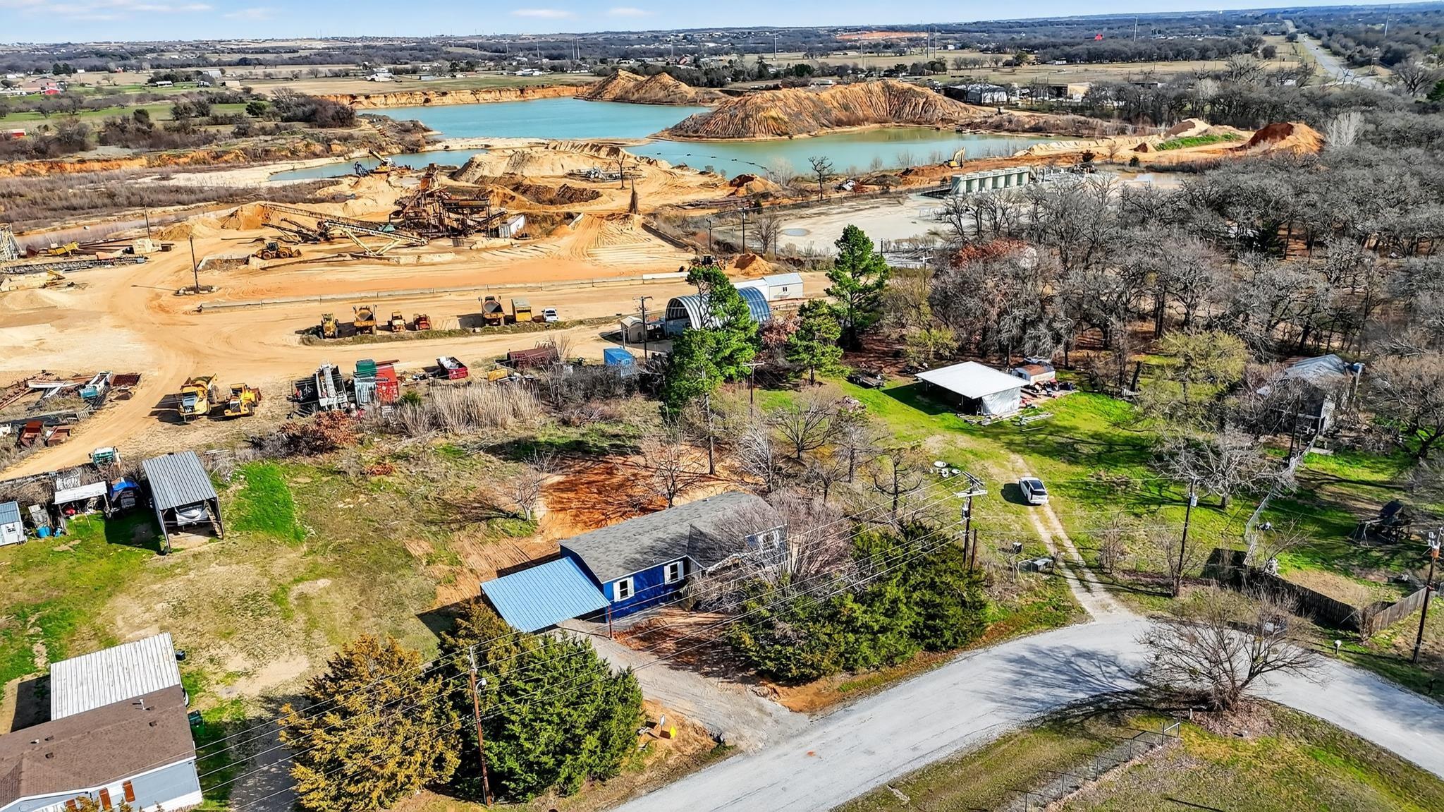 main property photo 37