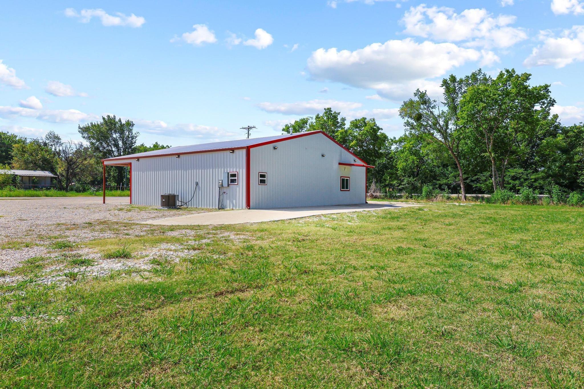 main property photo 21