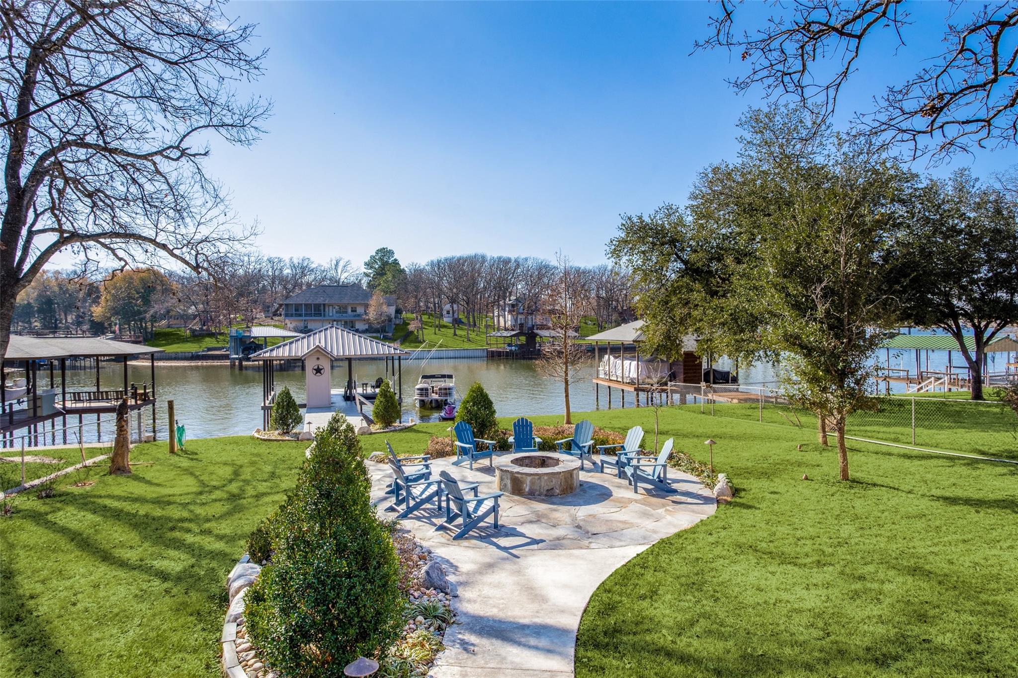 main property photo 23