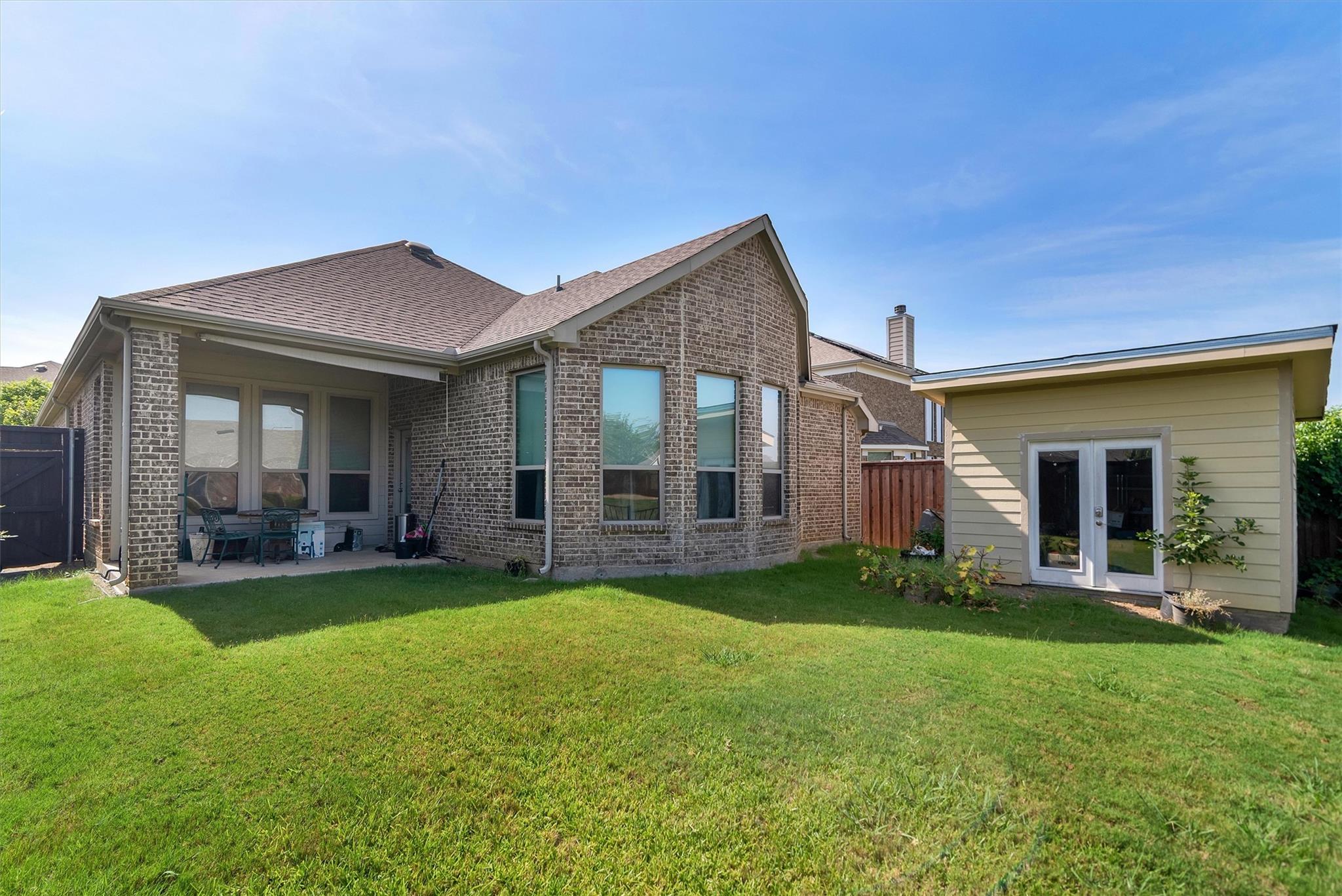 main property photo 24