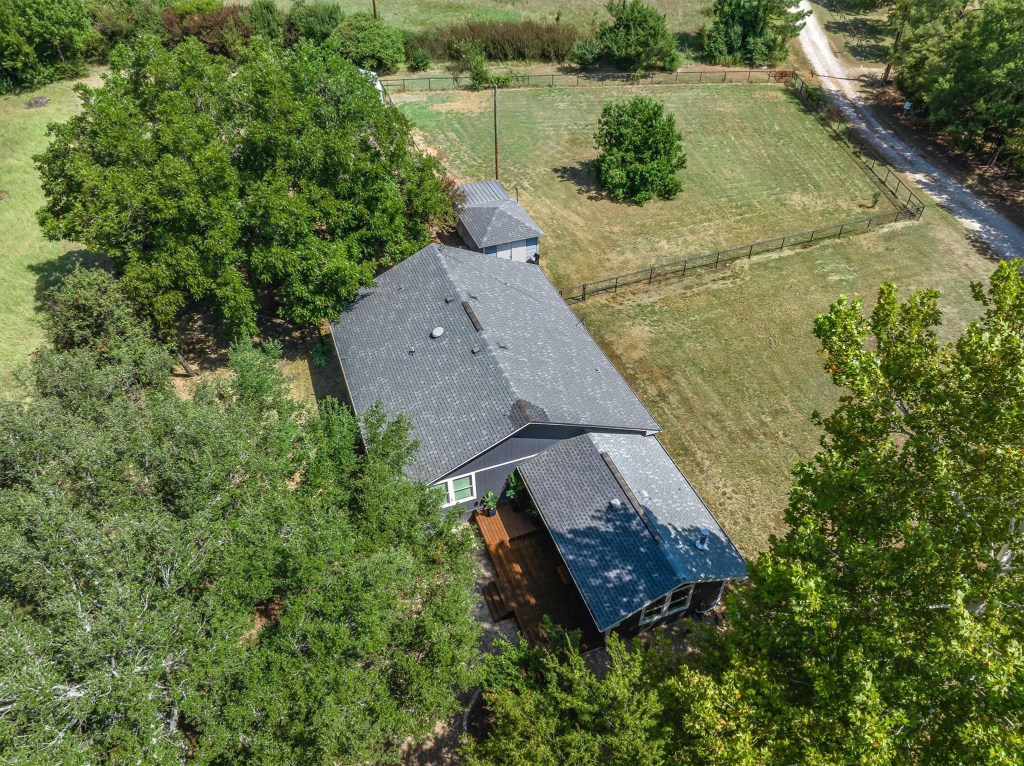 main property photo 39