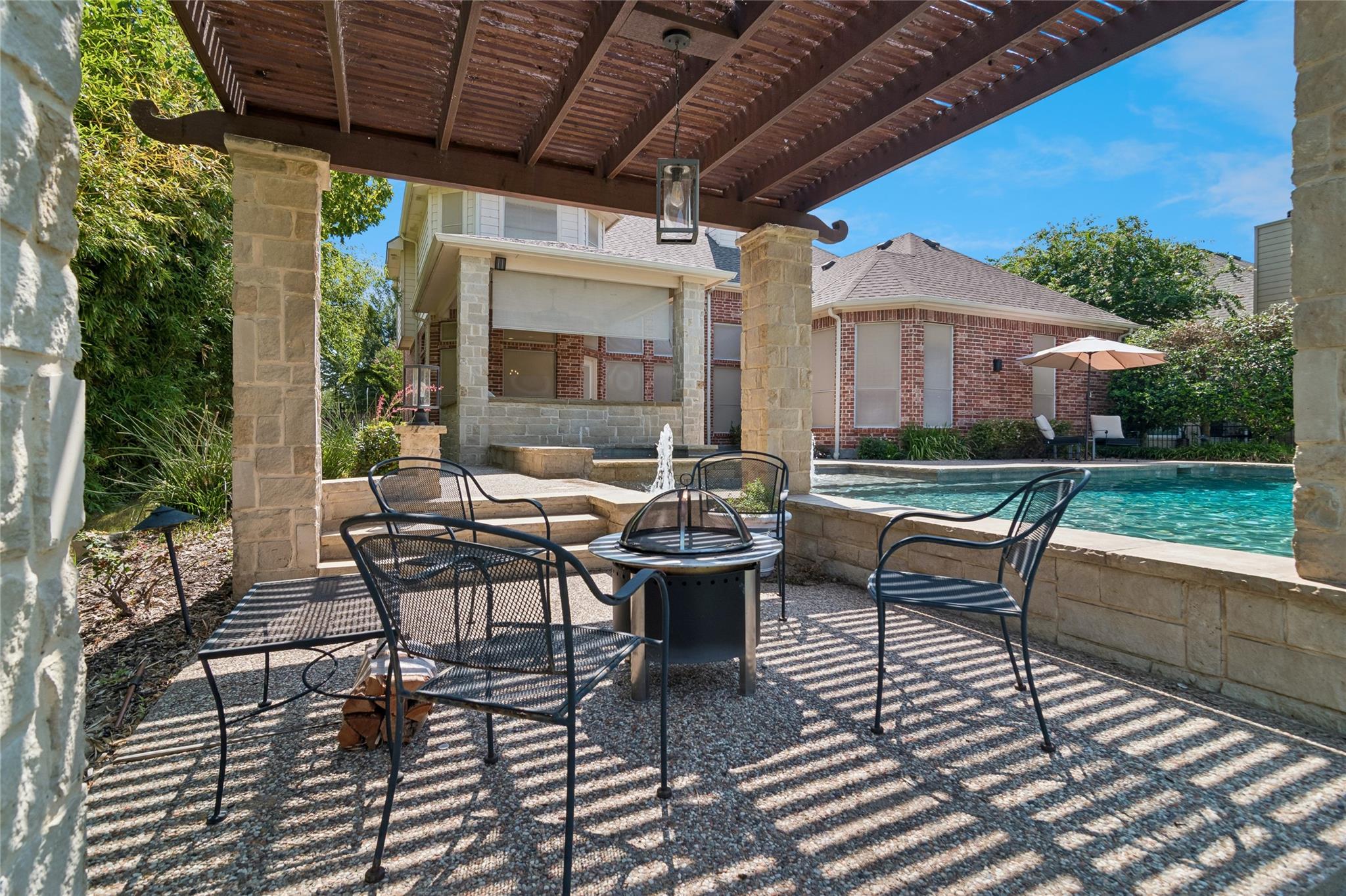 main property photo 26