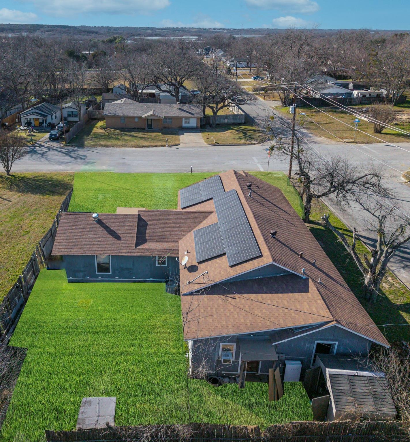 main property photo 28