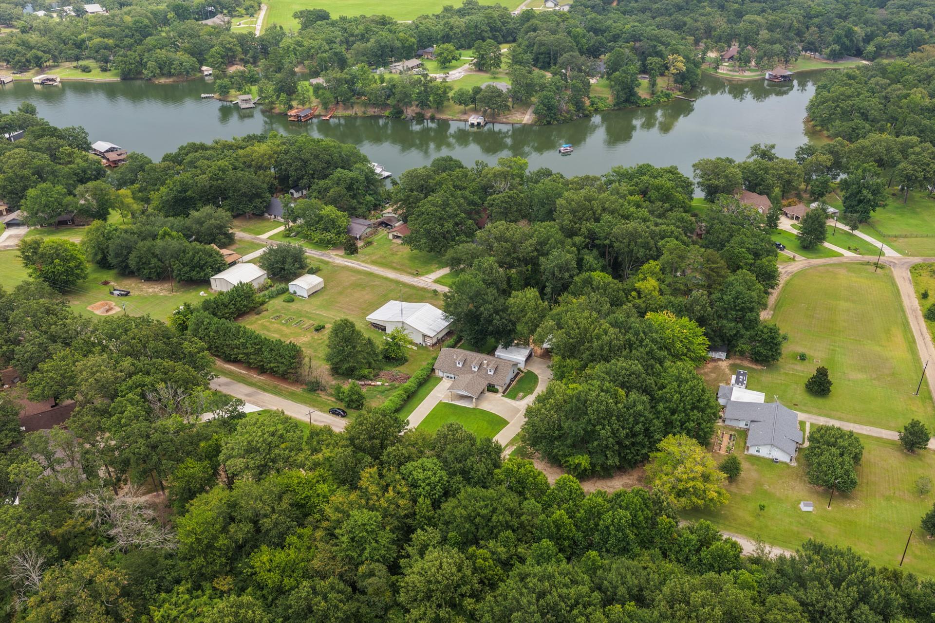 main property photo 32