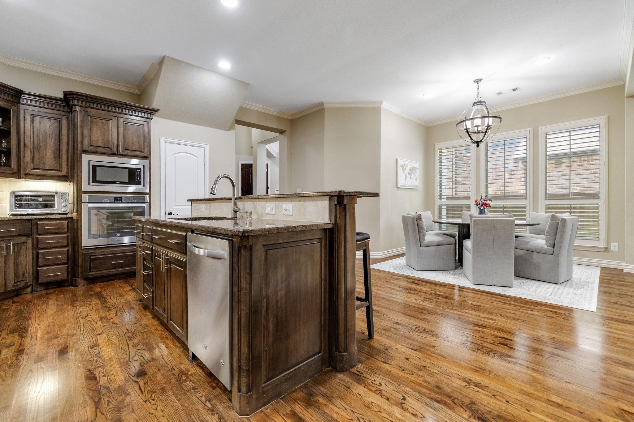 main property photo 16
