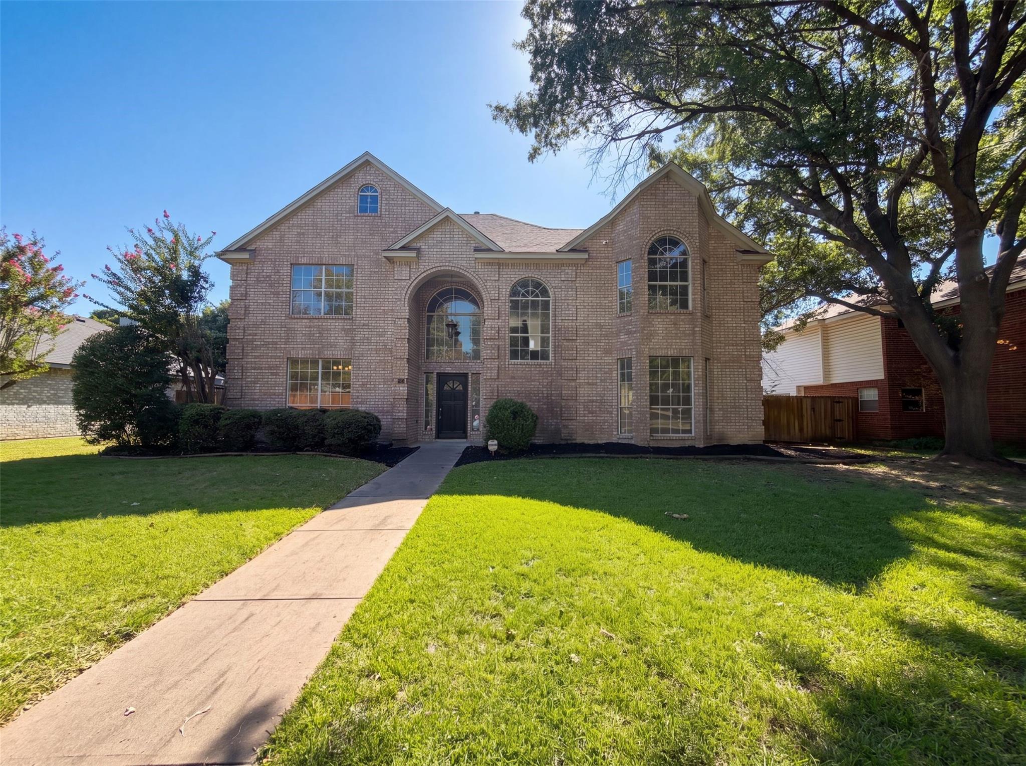 main property photo 24