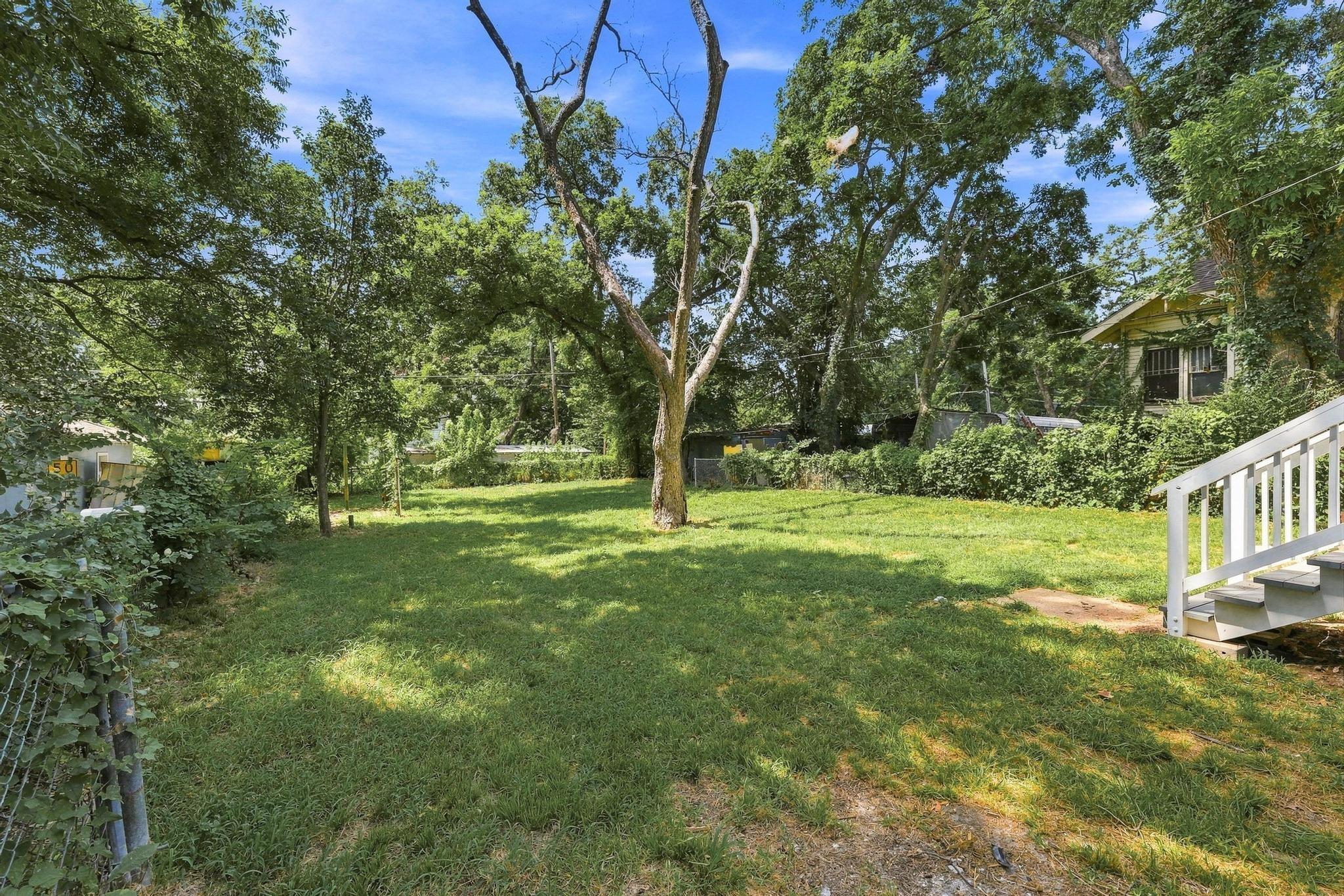 main property photo 25