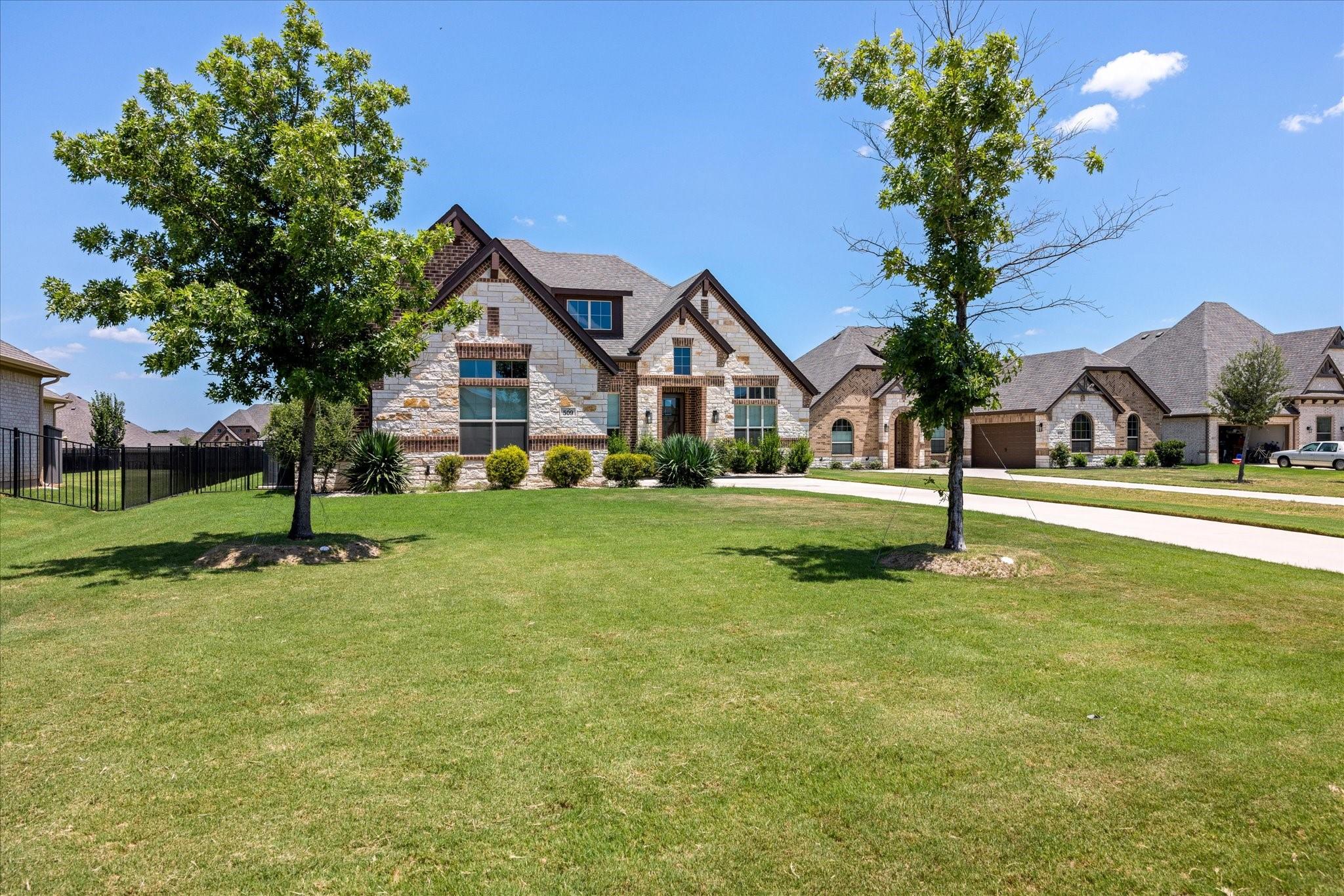 main property photo 2